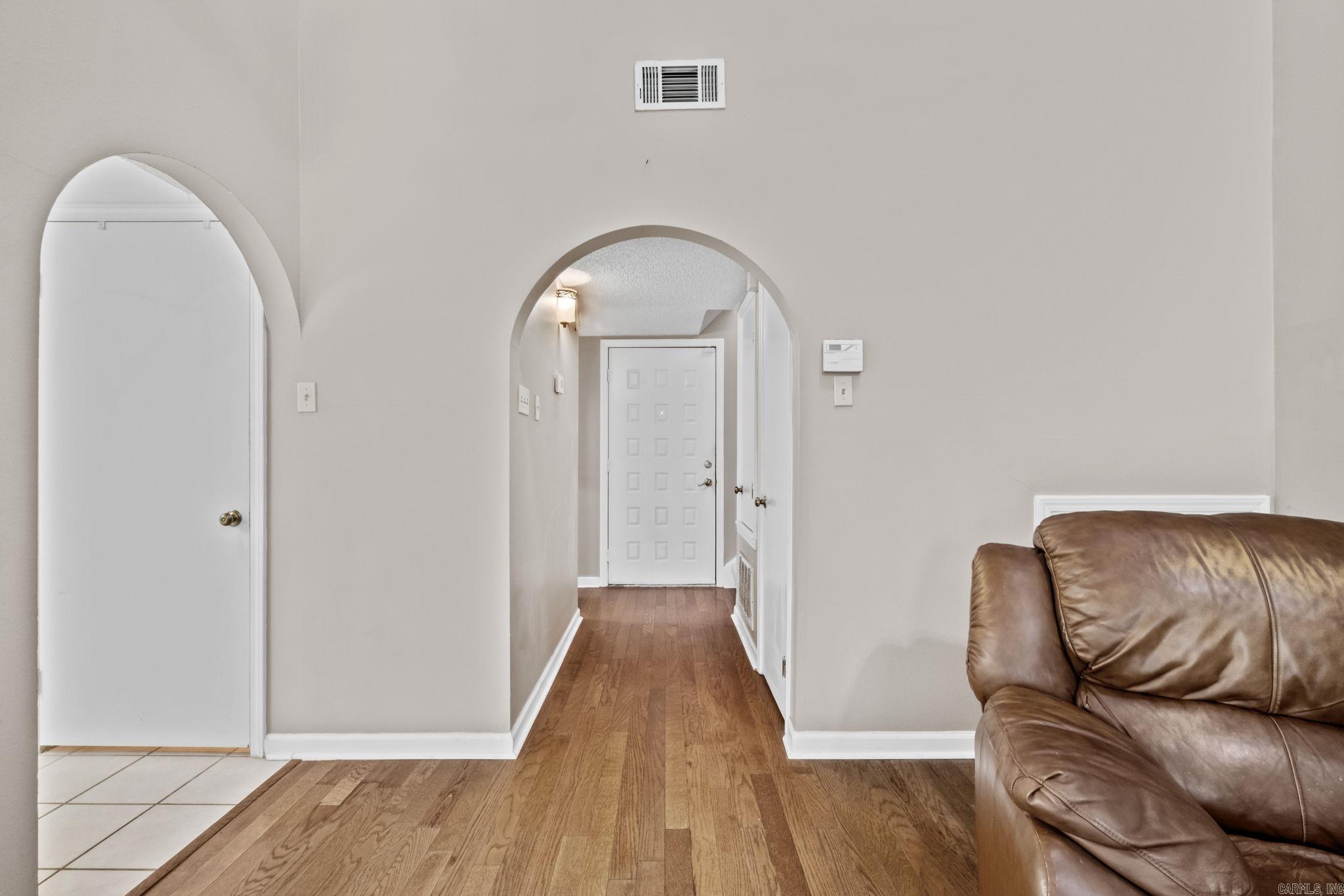 301 Kings Row Drive Unit: 206