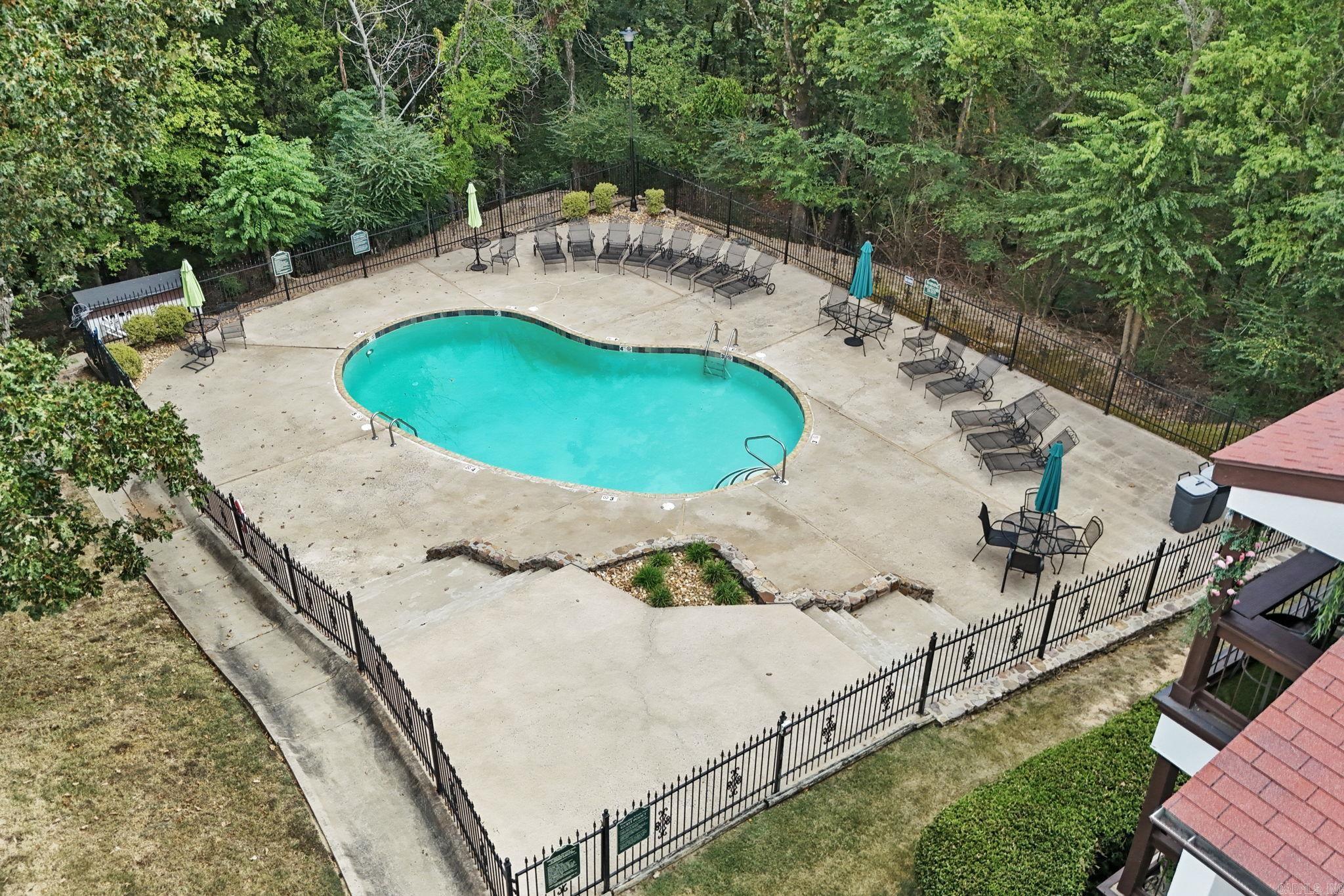 301 Kings Row Drive Unit: 206