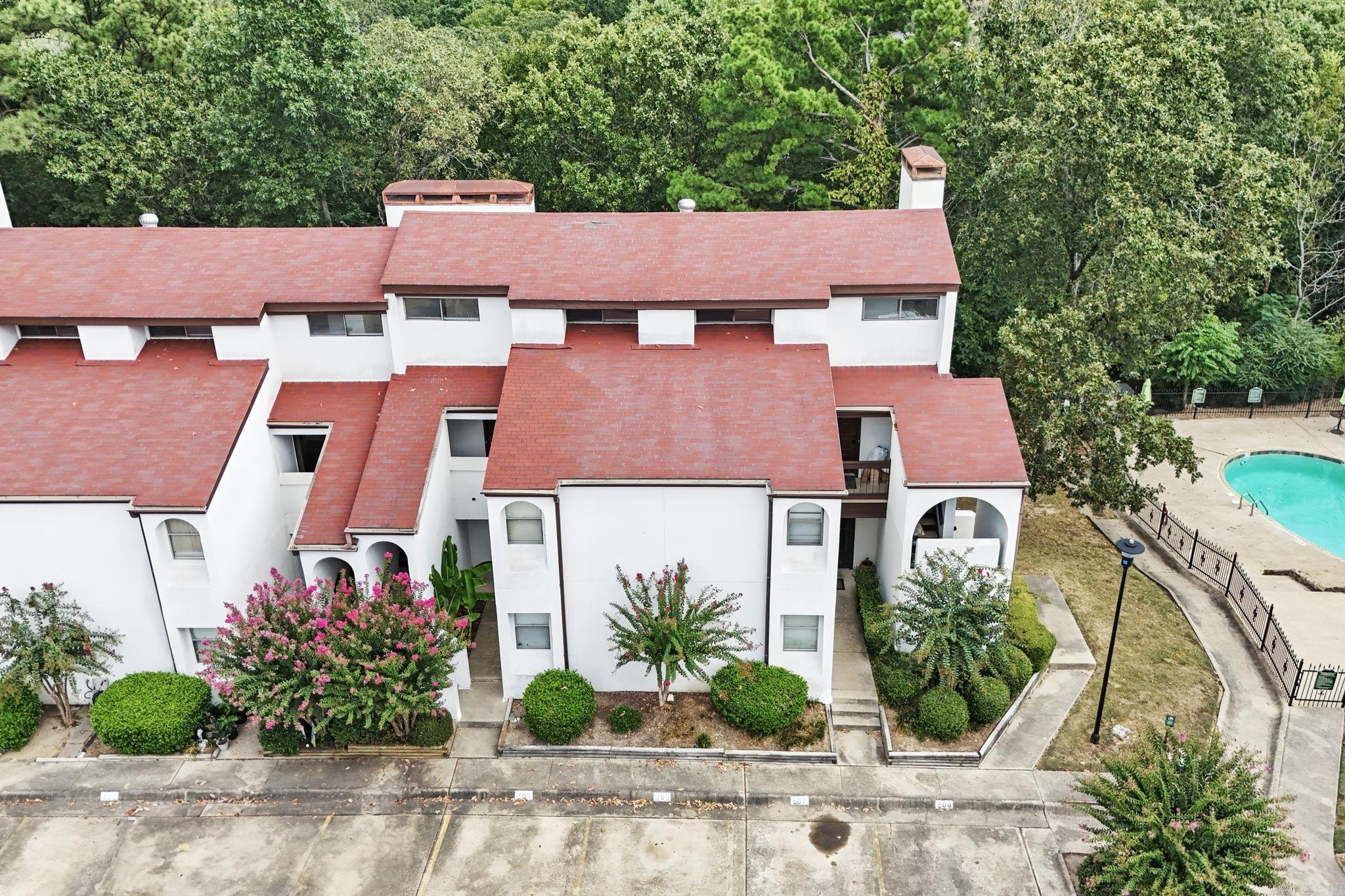 301 Kings Row Drive Unit: 206