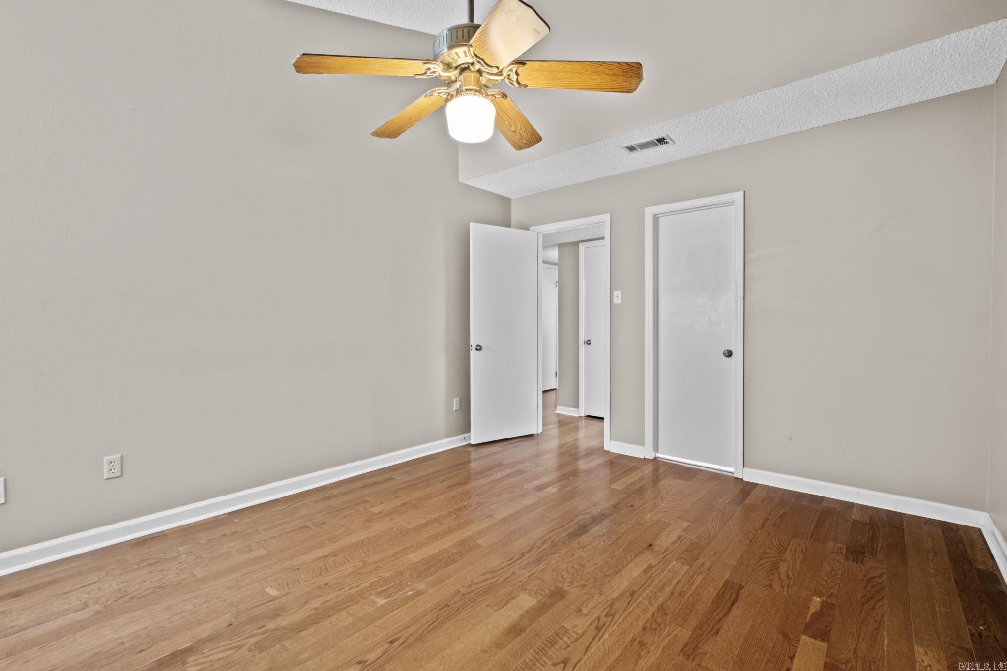 301 Kings Row Drive Unit: 206