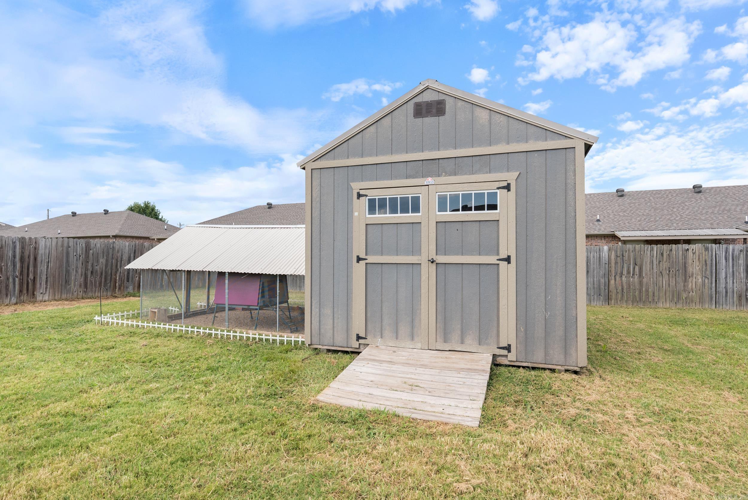 16 Mill Creek Drive
