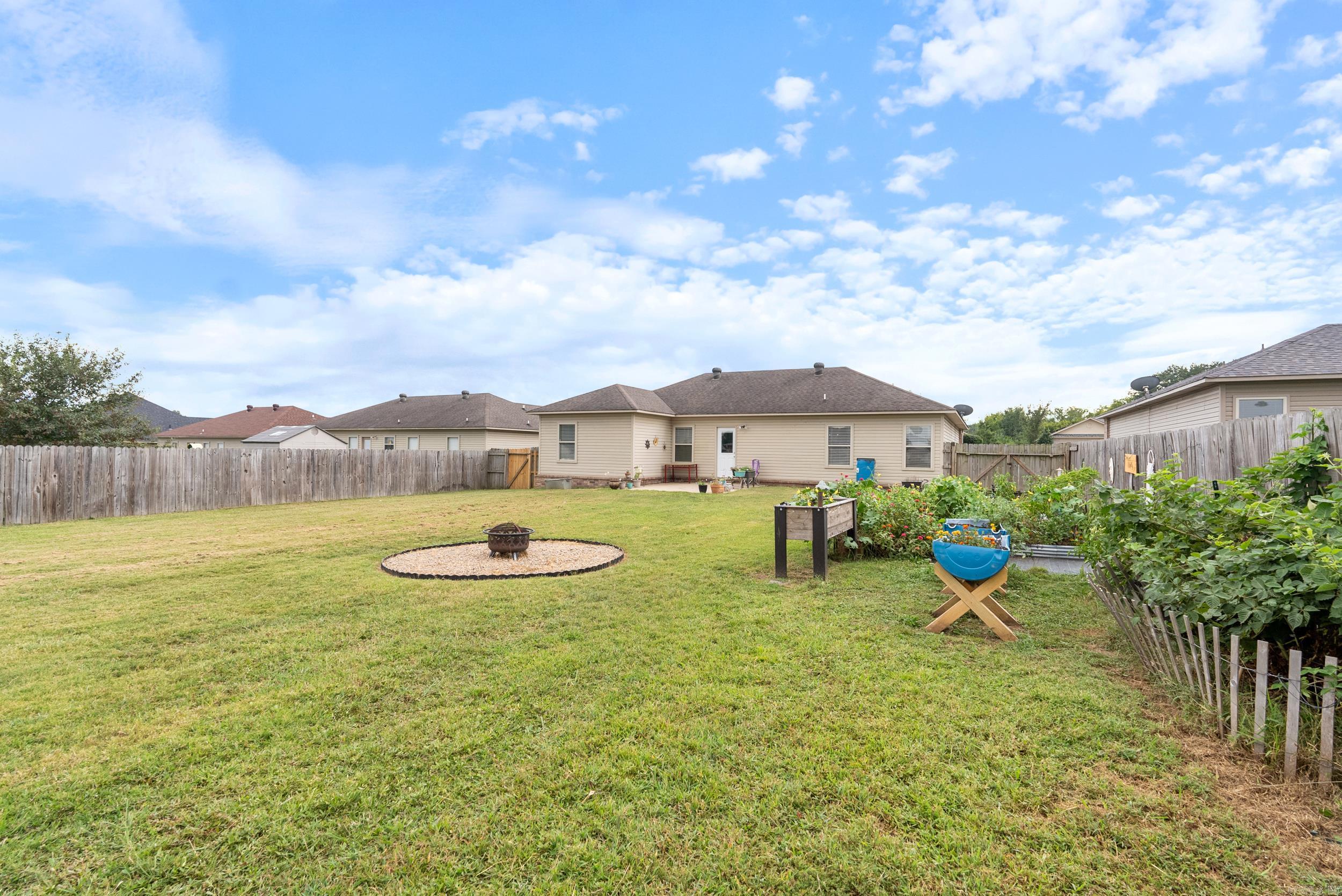 16 Mill Creek Drive
