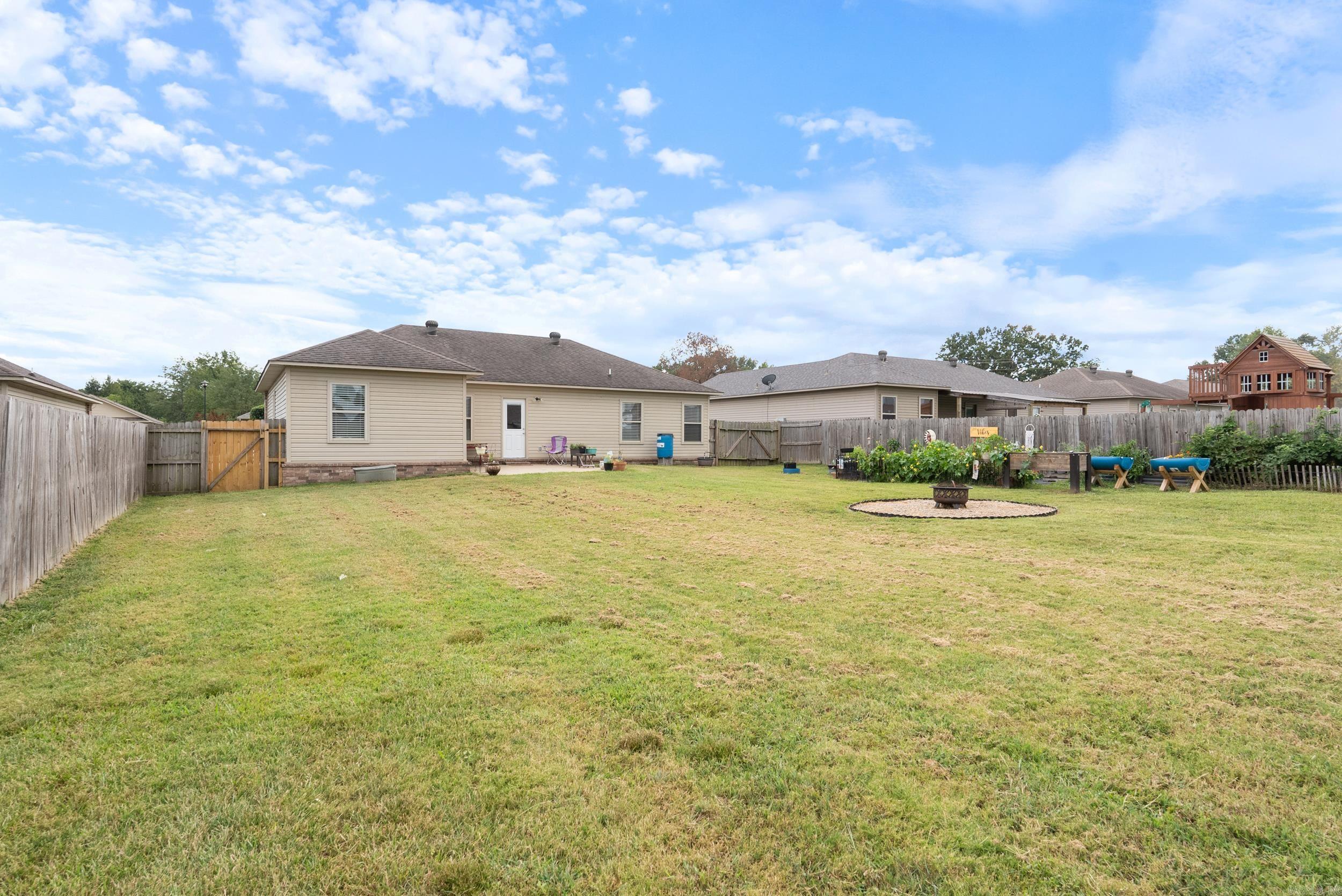16 Mill Creek Drive