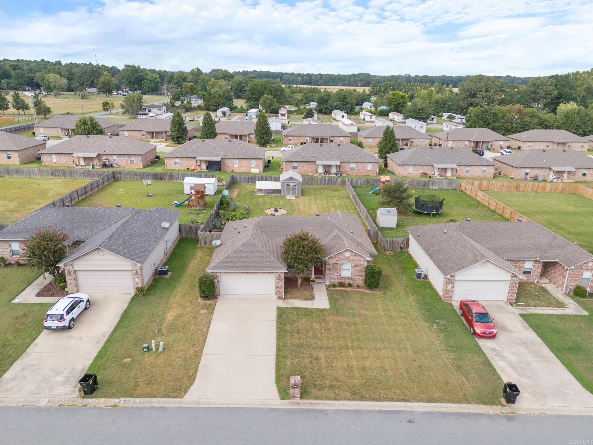16 Mill Creek Drive