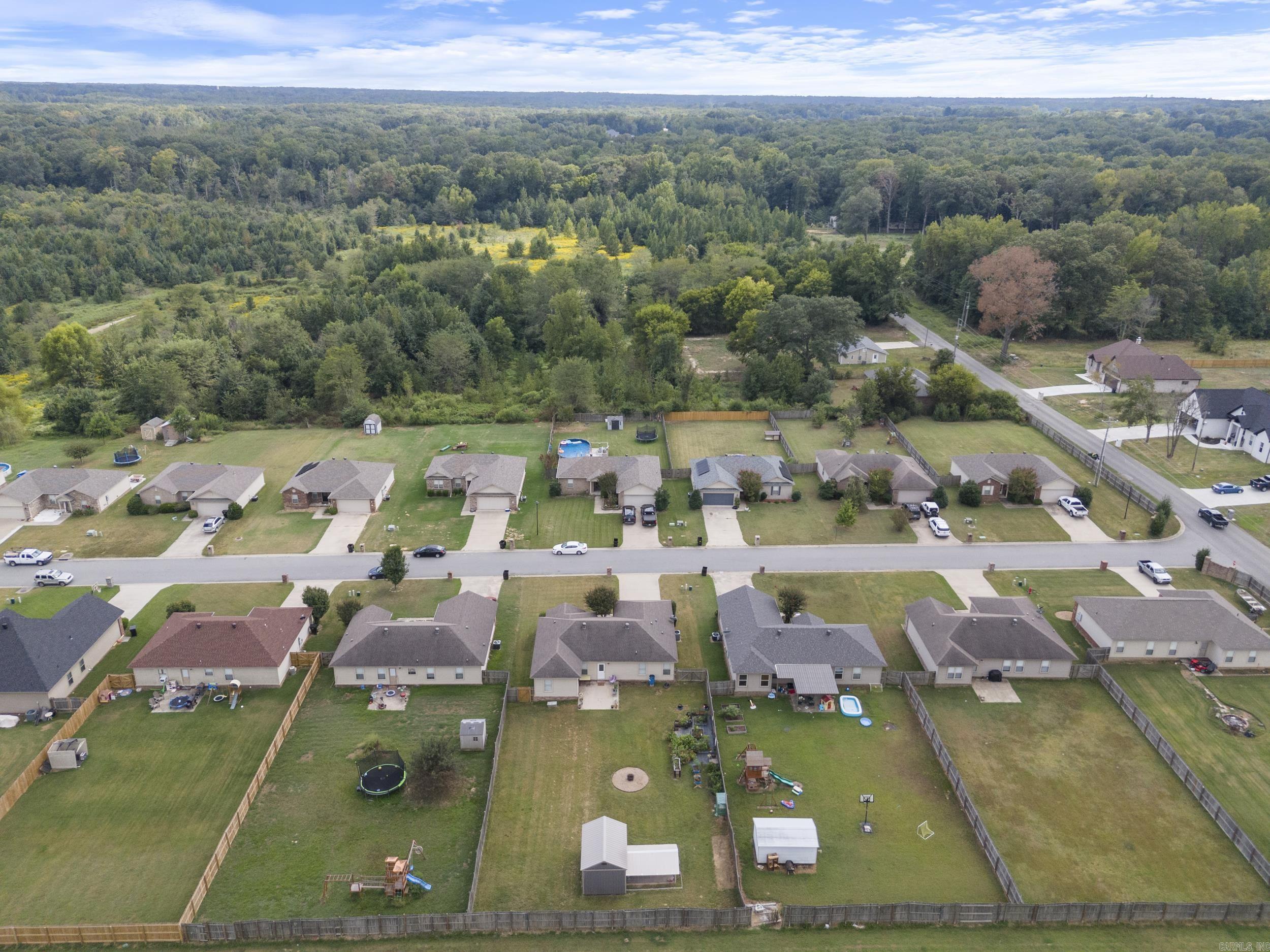 16 Mill Creek Drive