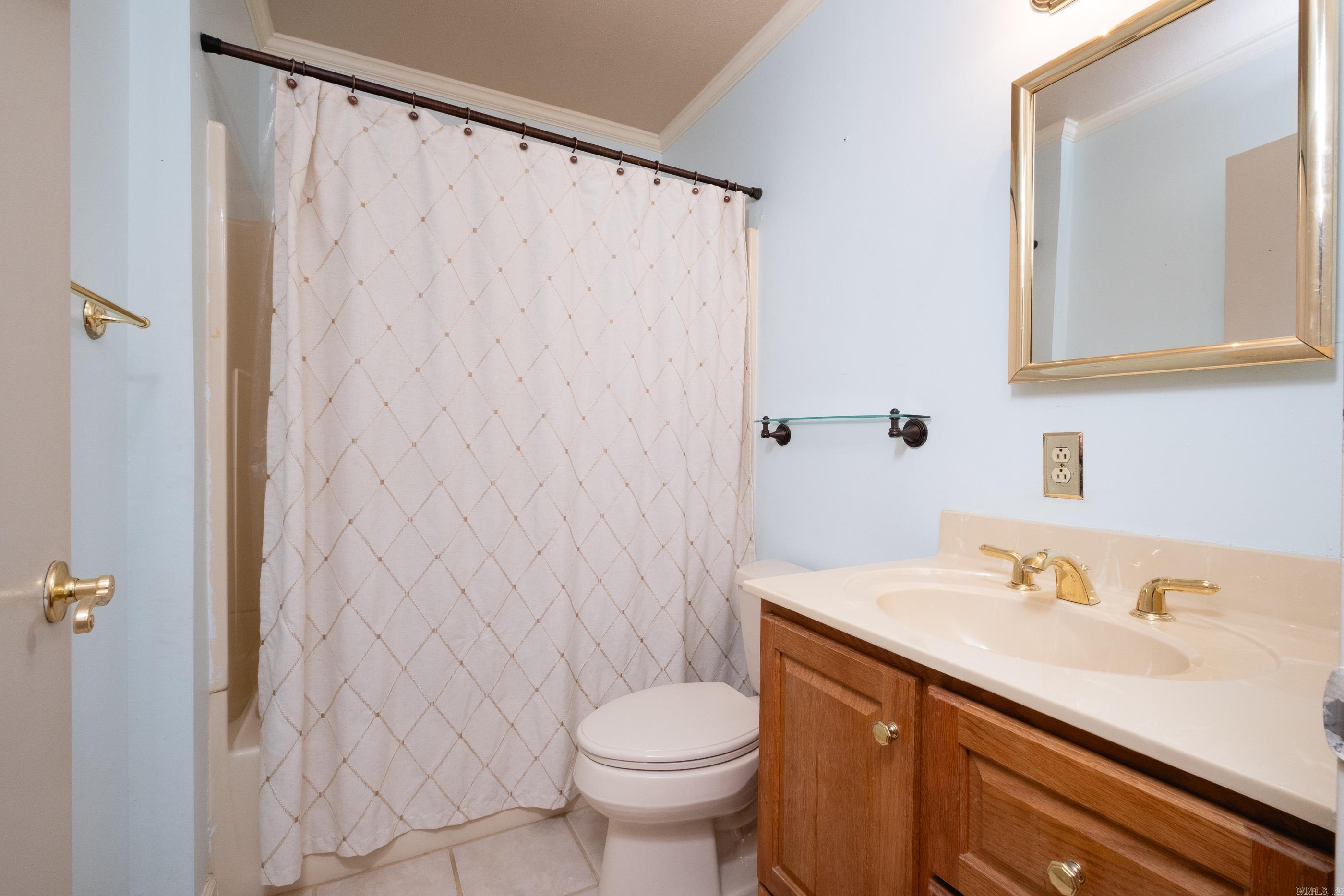 15705 Lone Pine Road