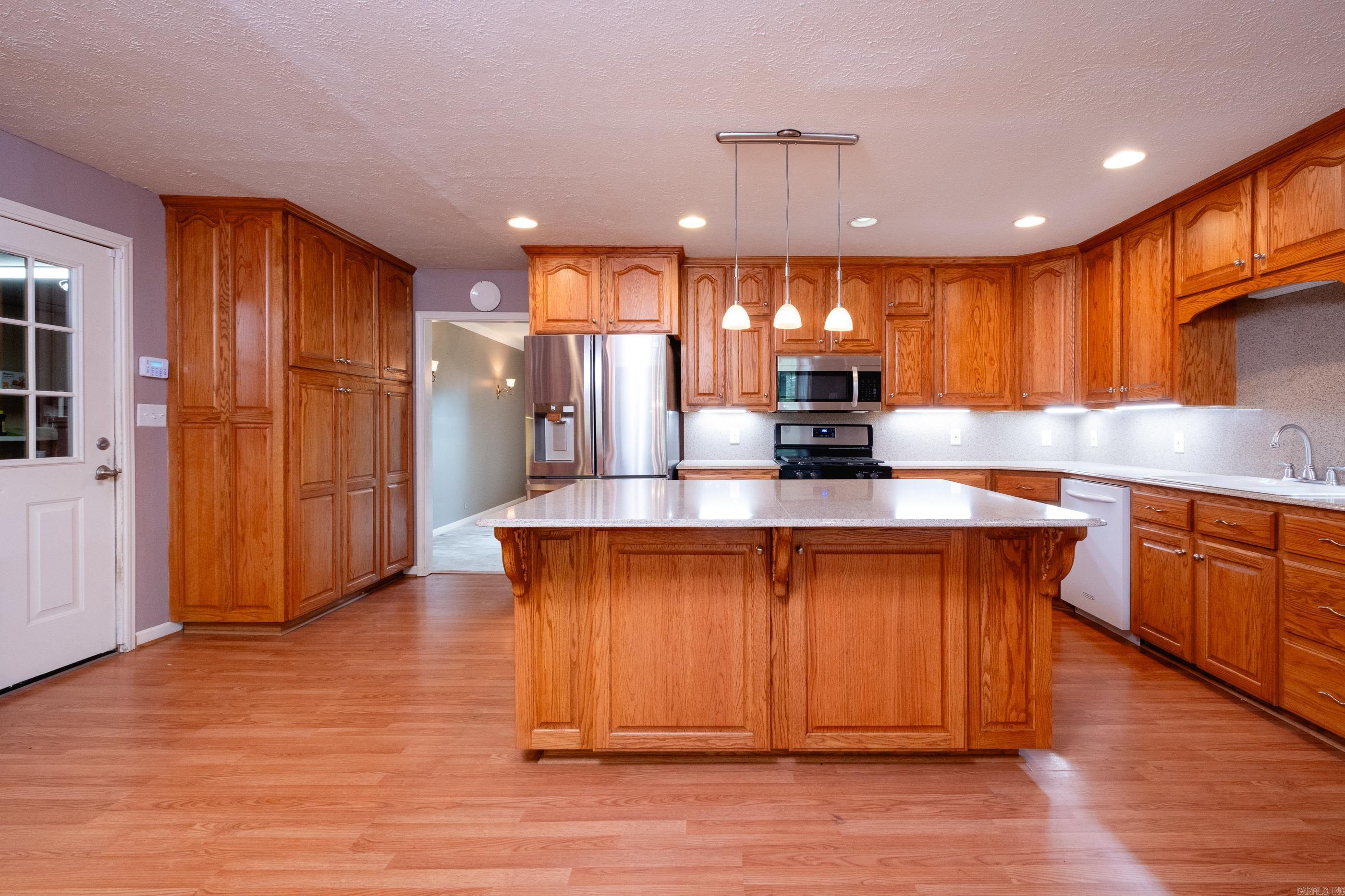 15705 Lone Pine Road