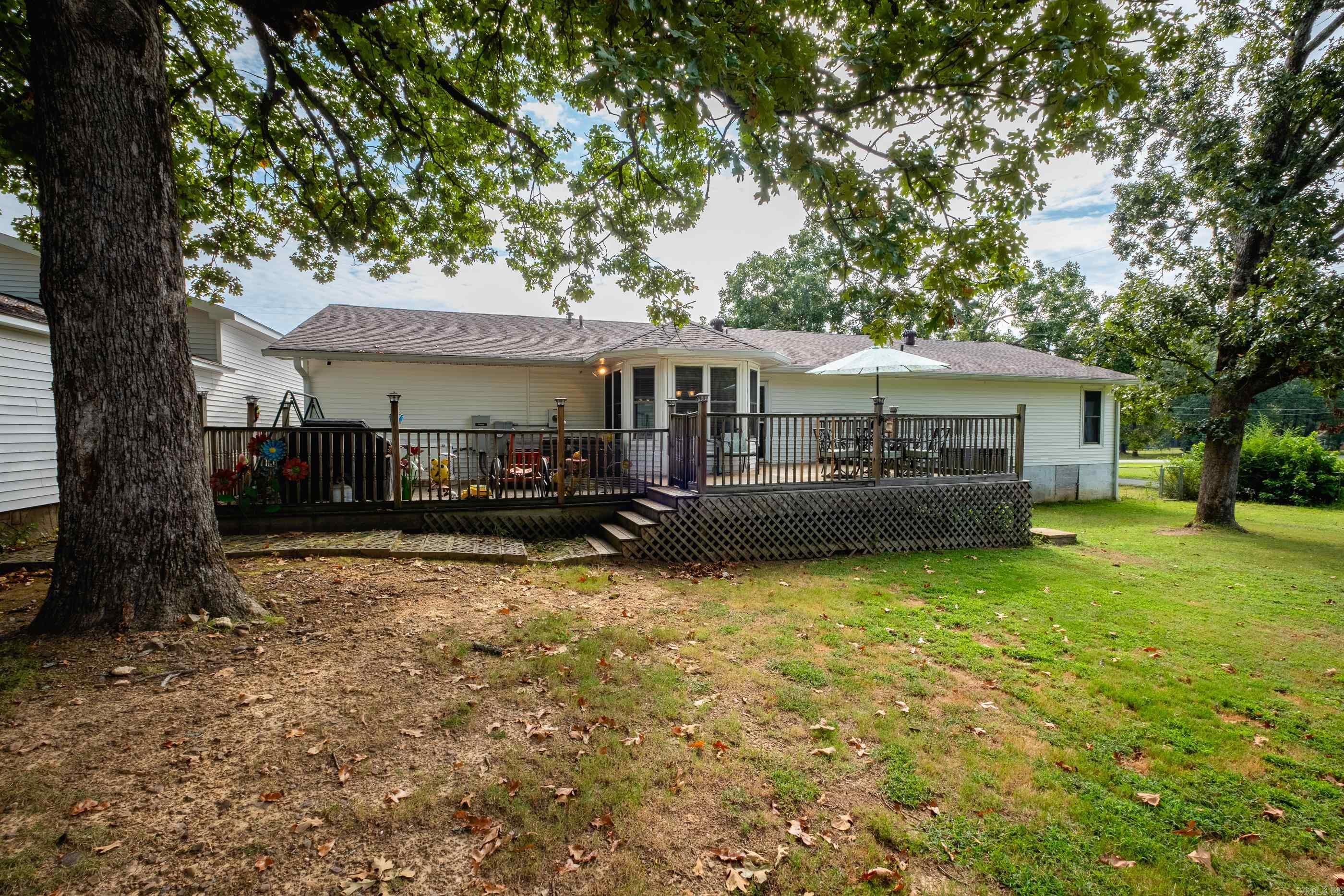 15705 Lone Pine Road