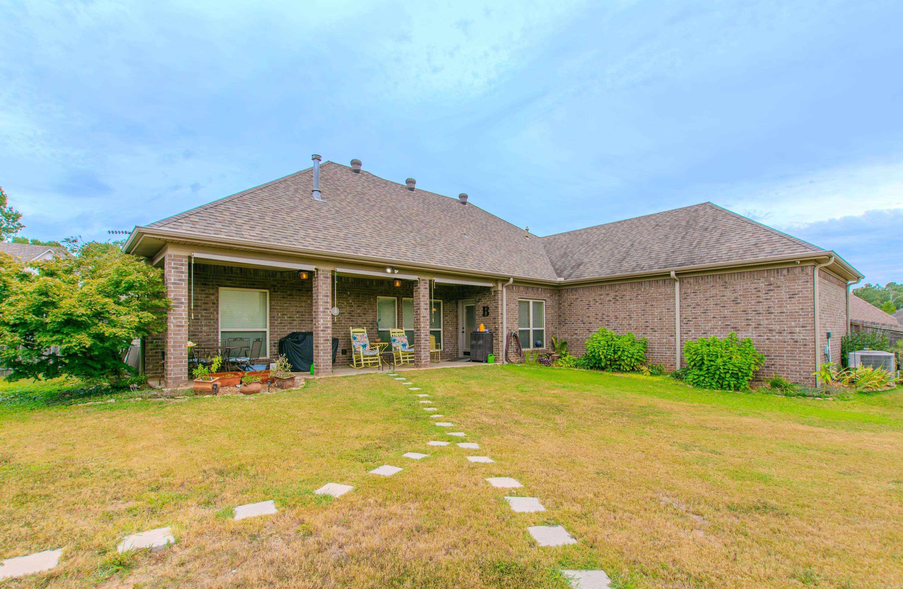 3801 Sterling Oaks Drive