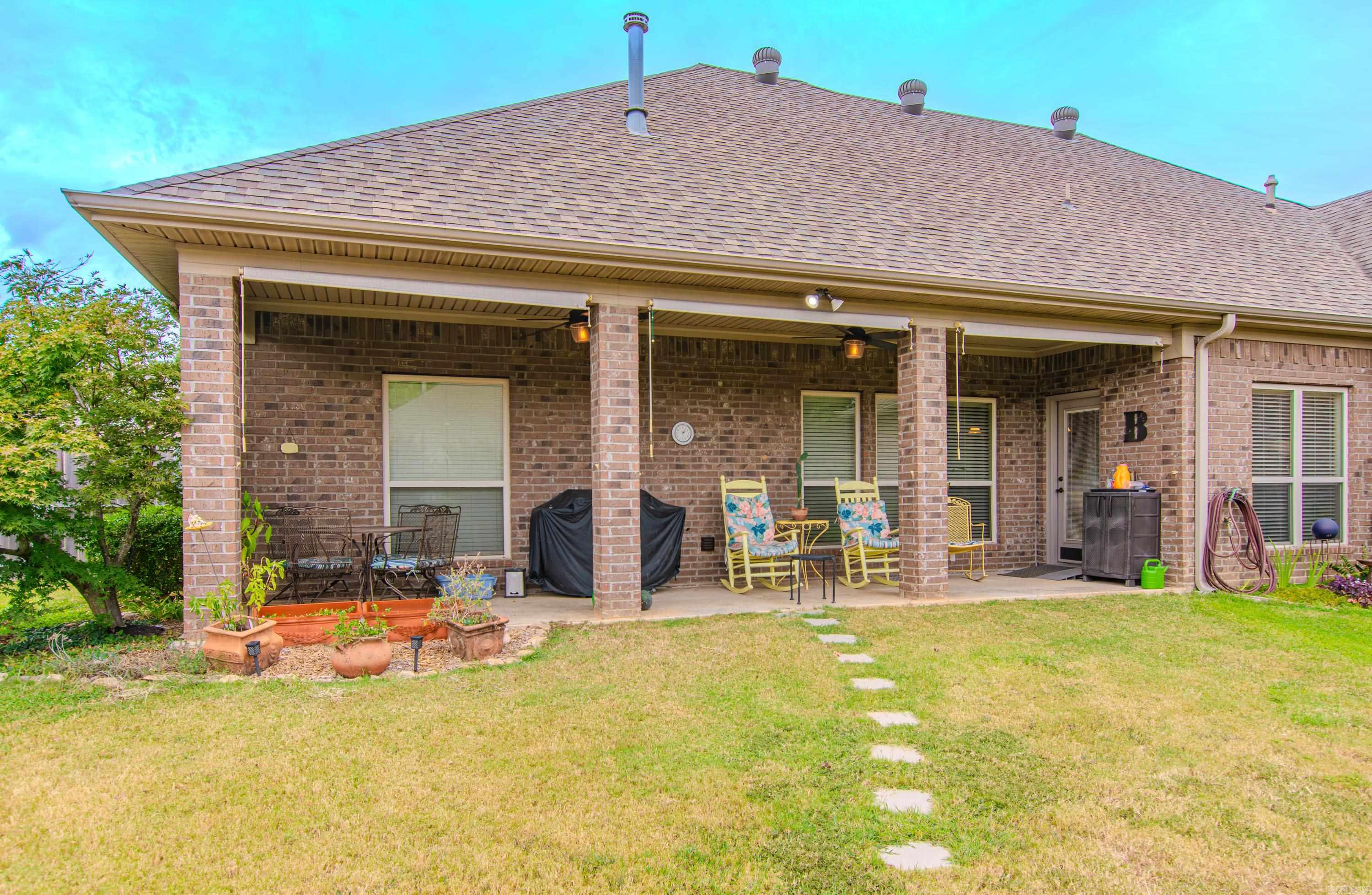 3801 Sterling Oaks Drive