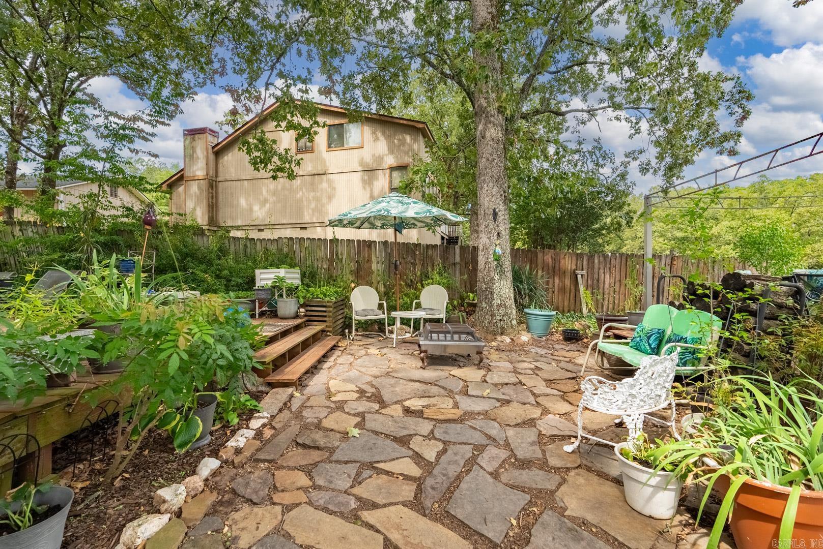 5 Leisurewood Lane