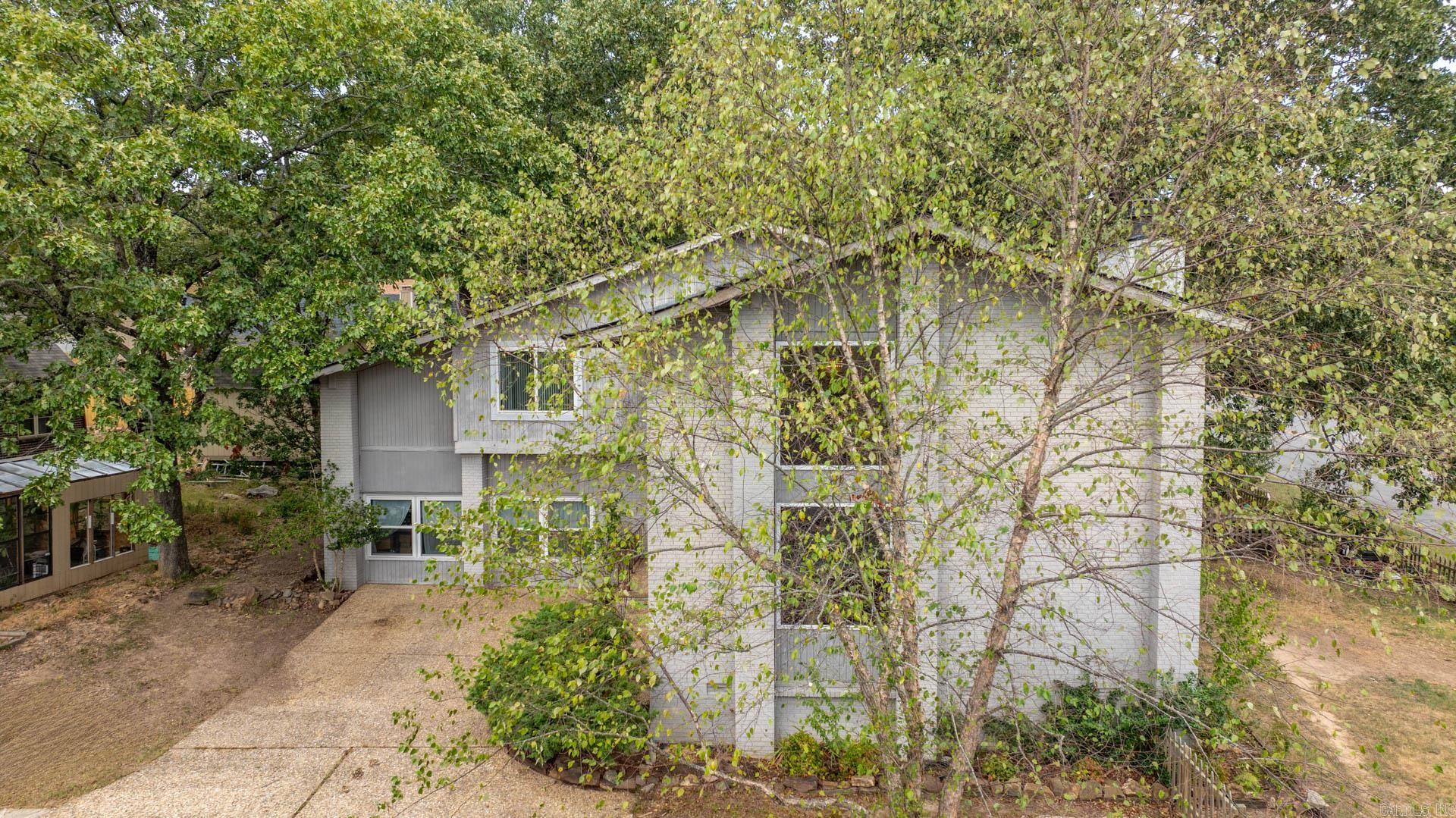 5 Leisurewood Lane