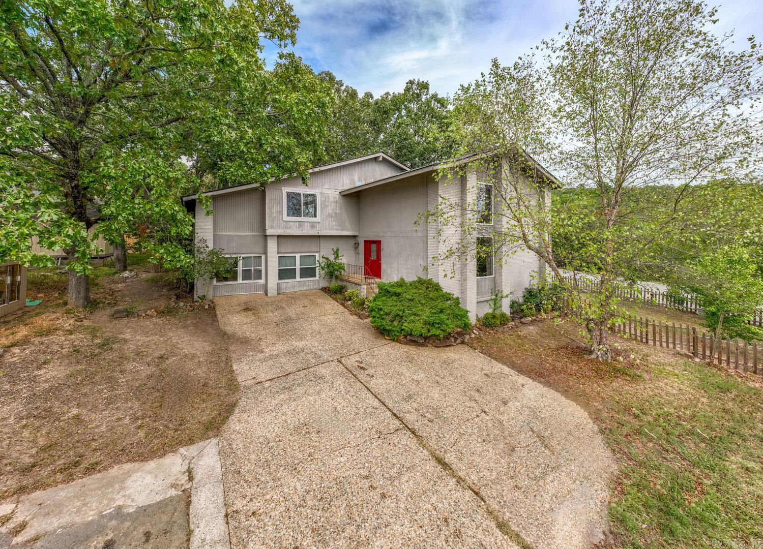 5 Leisurewood Lane