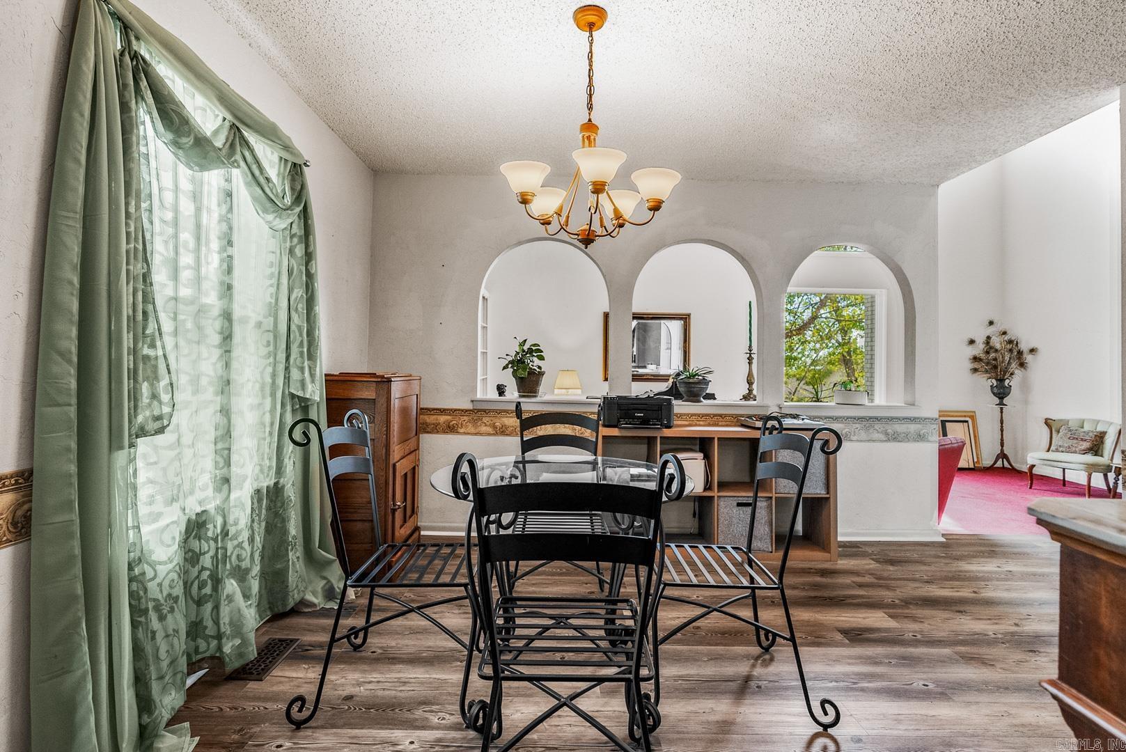 5 Leisurewood Lane