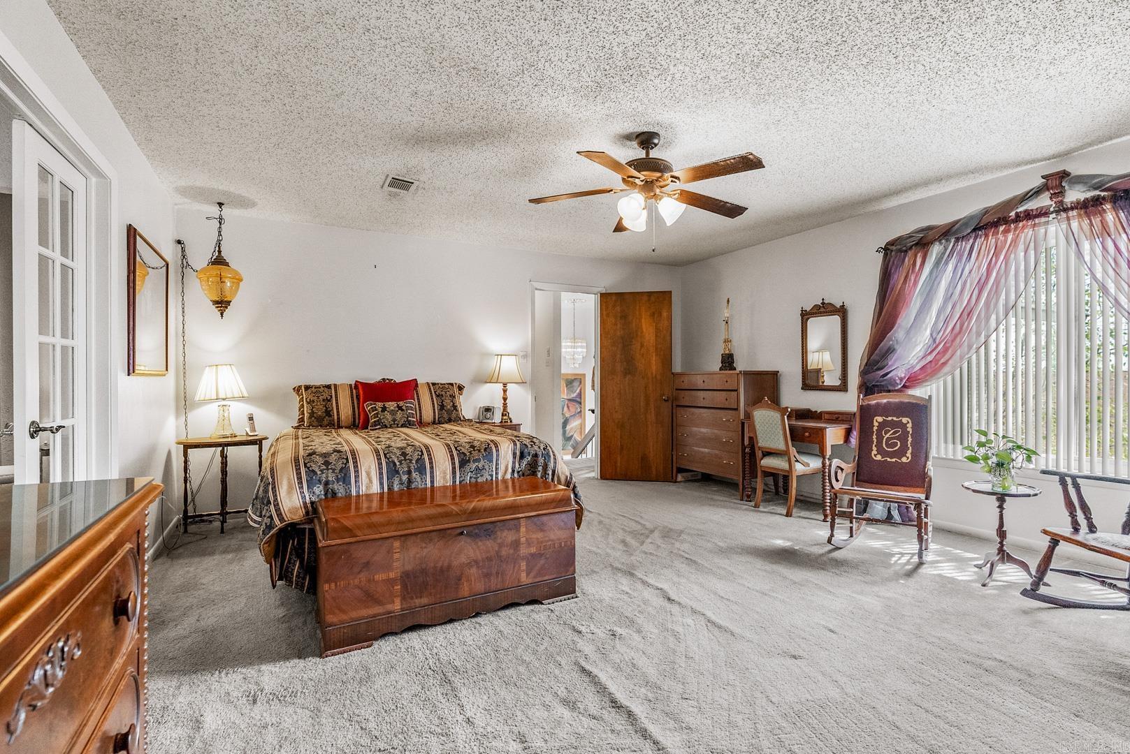 5 Leisurewood Lane