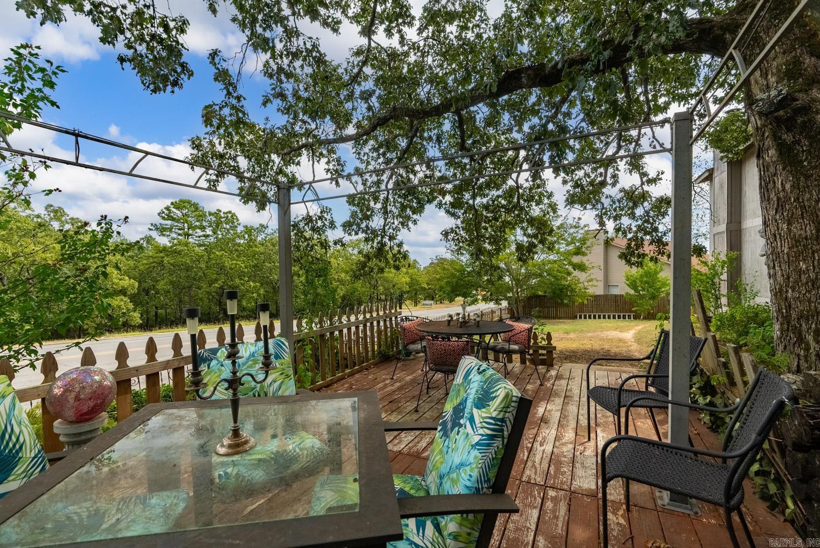5 Leisurewood Lane