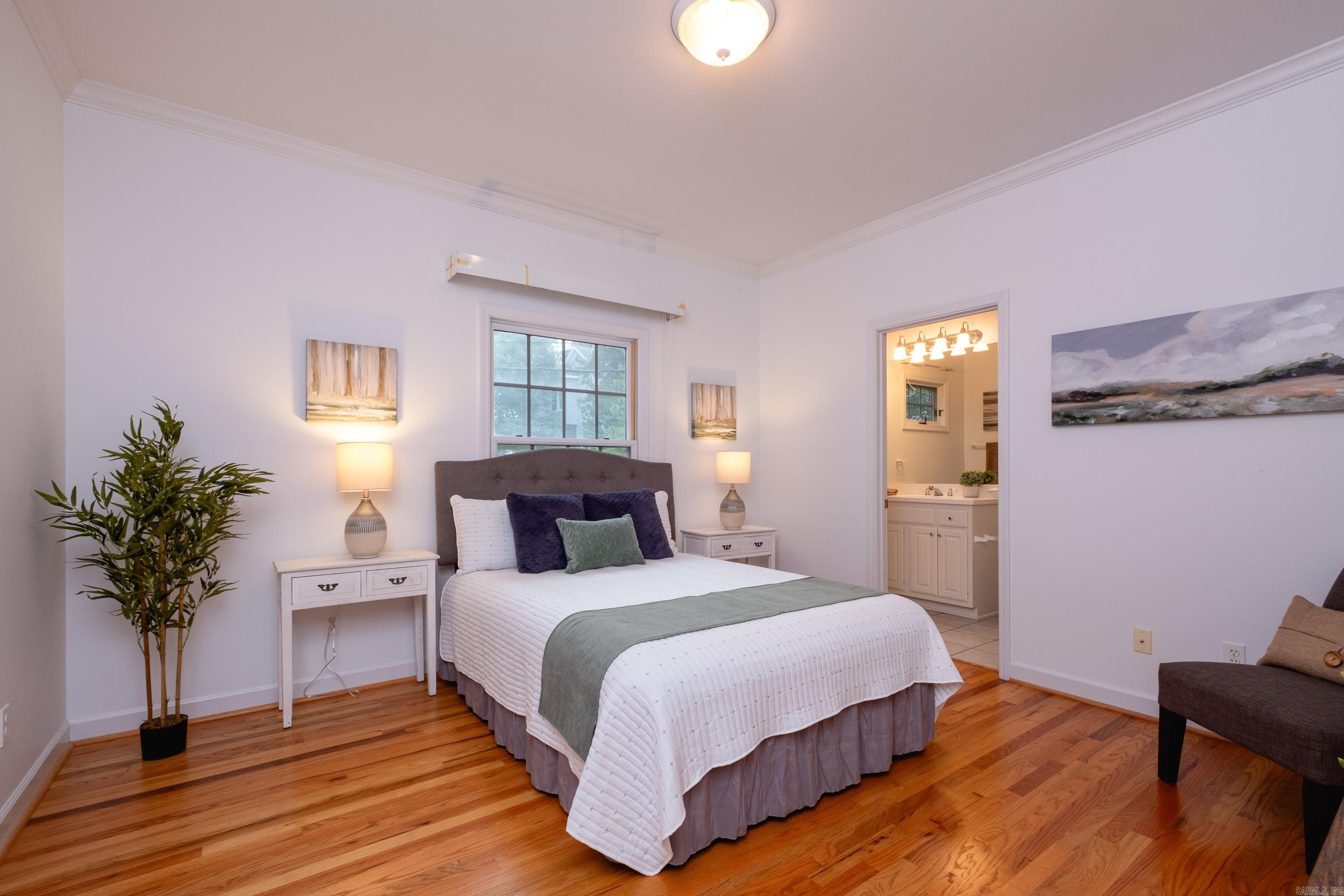 38 Saint Johns Place