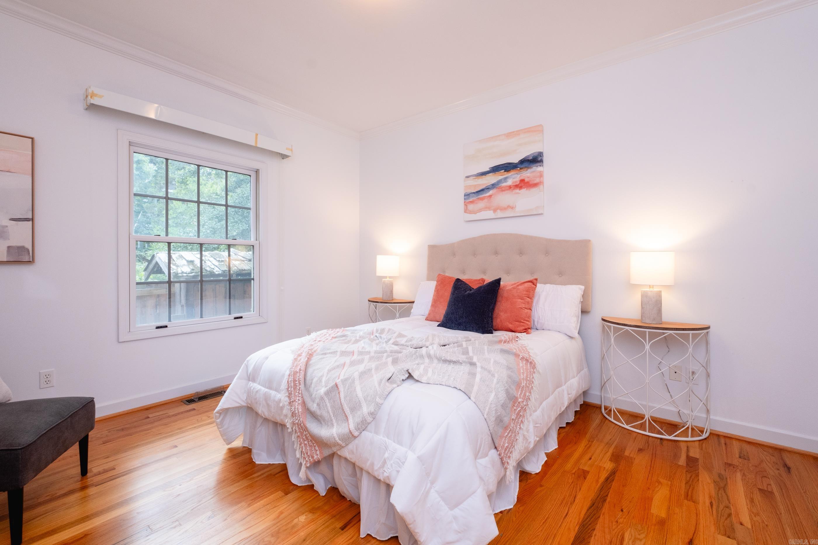 38 Saint Johns Place