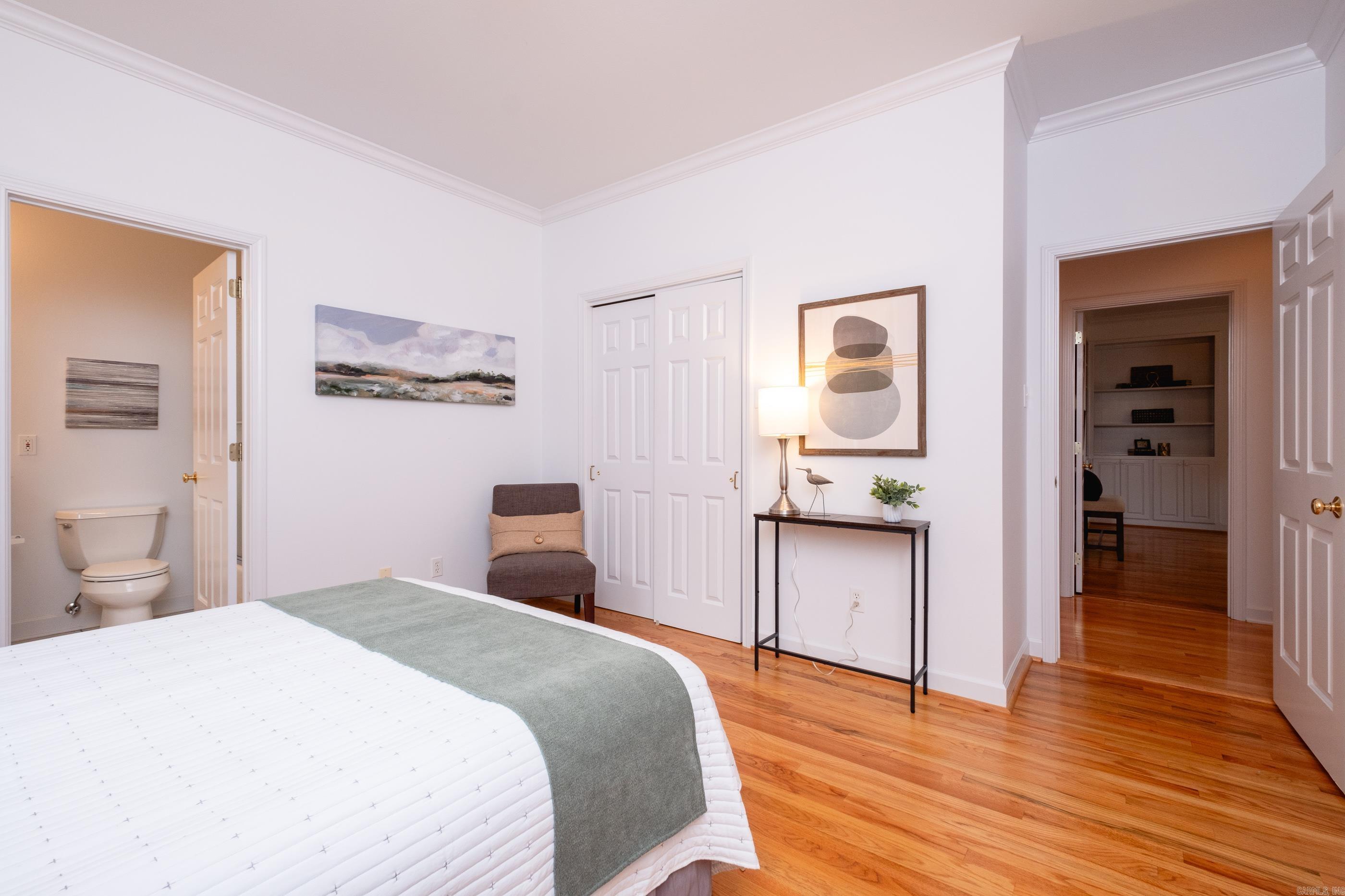 38 Saint Johns Place