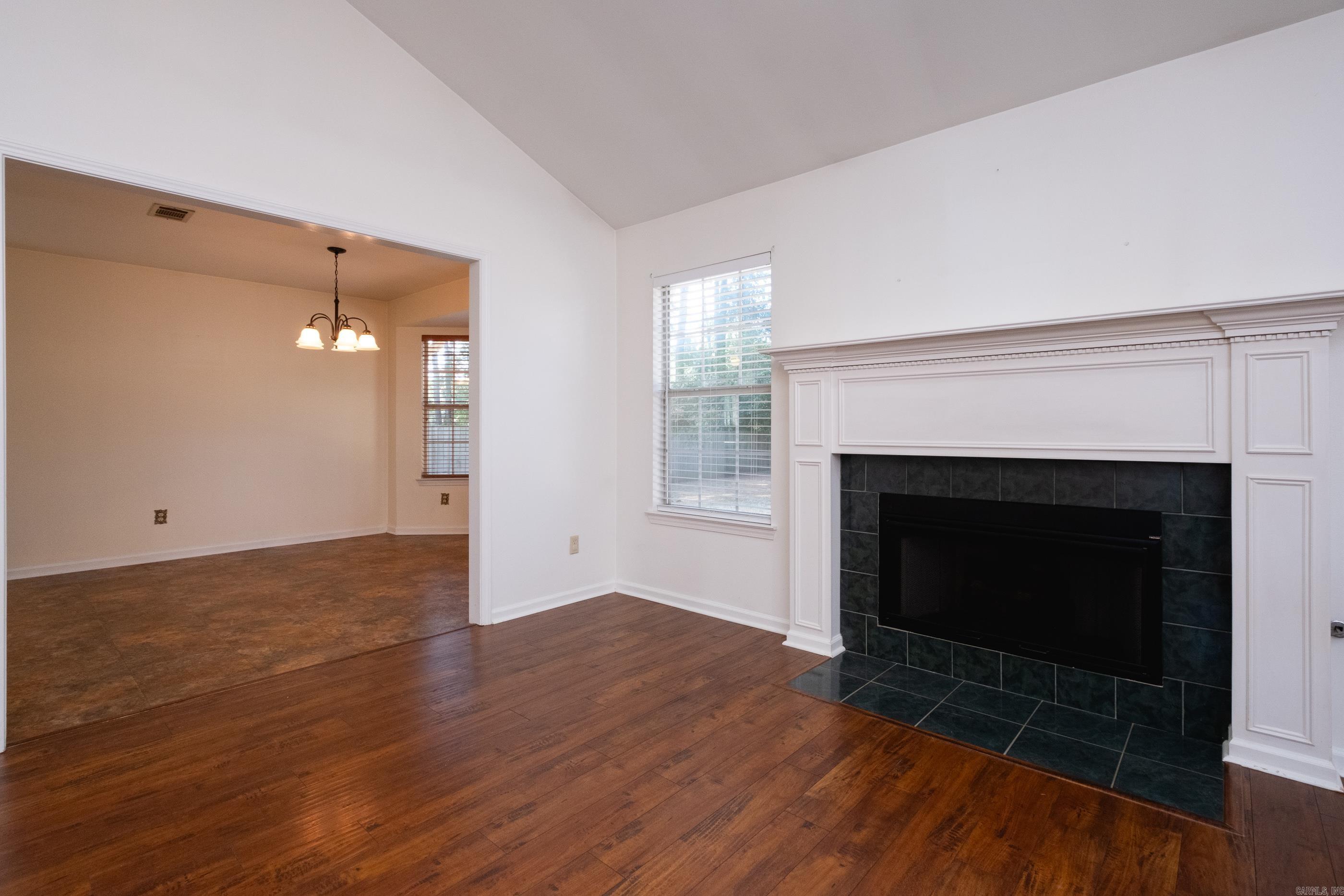24 Laver Circle