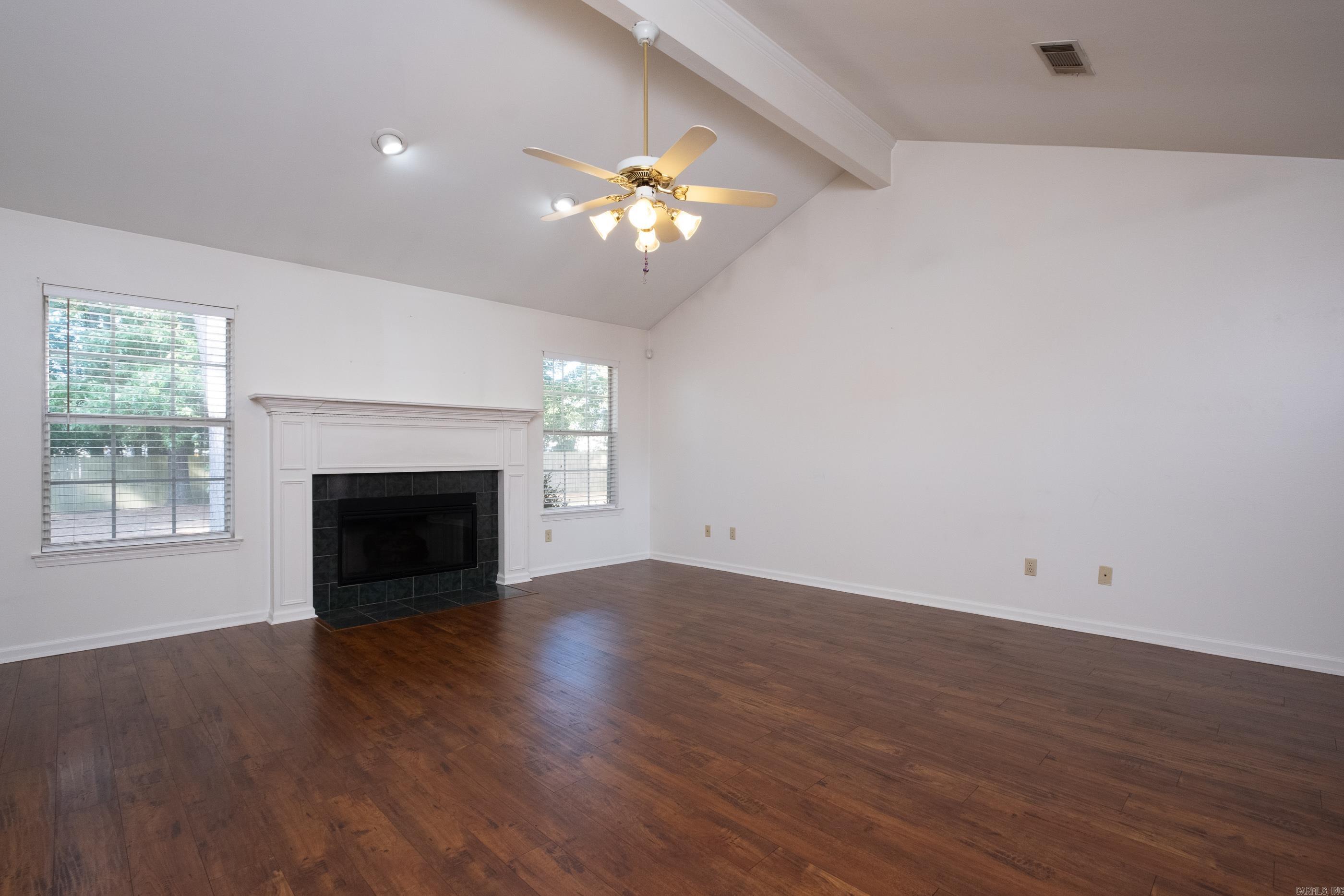 24 Laver Circle