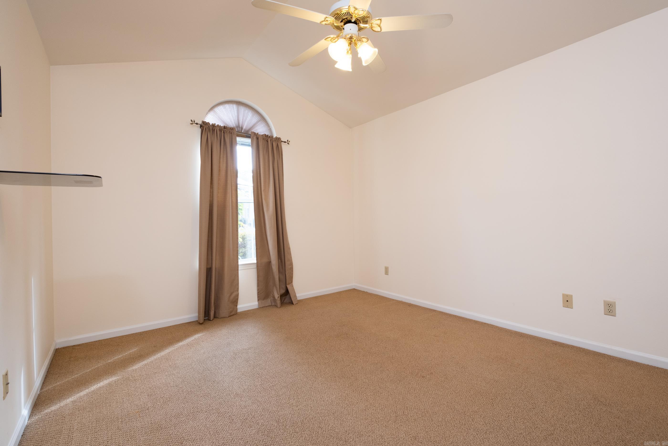 24 Laver Circle