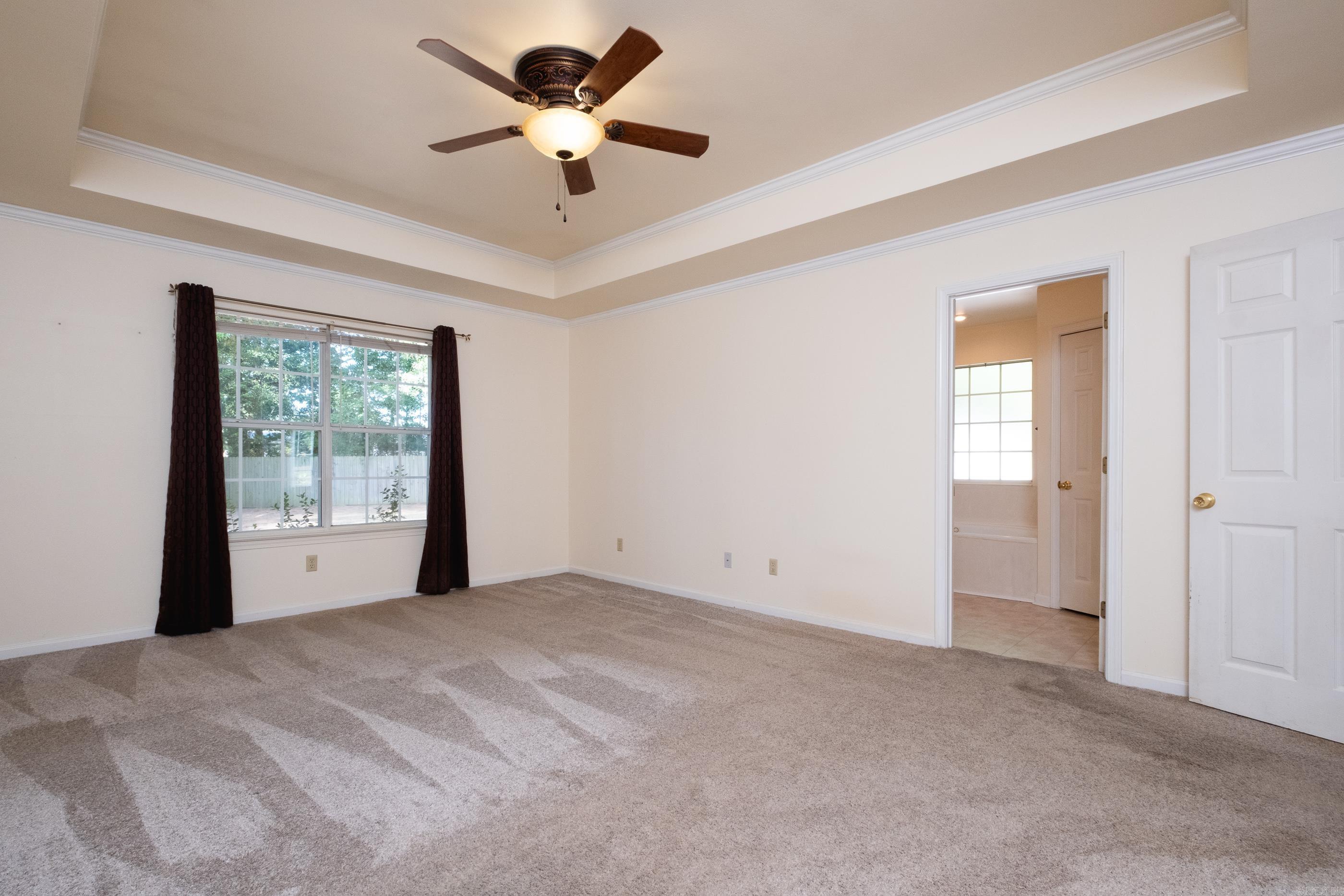 24 Laver Circle