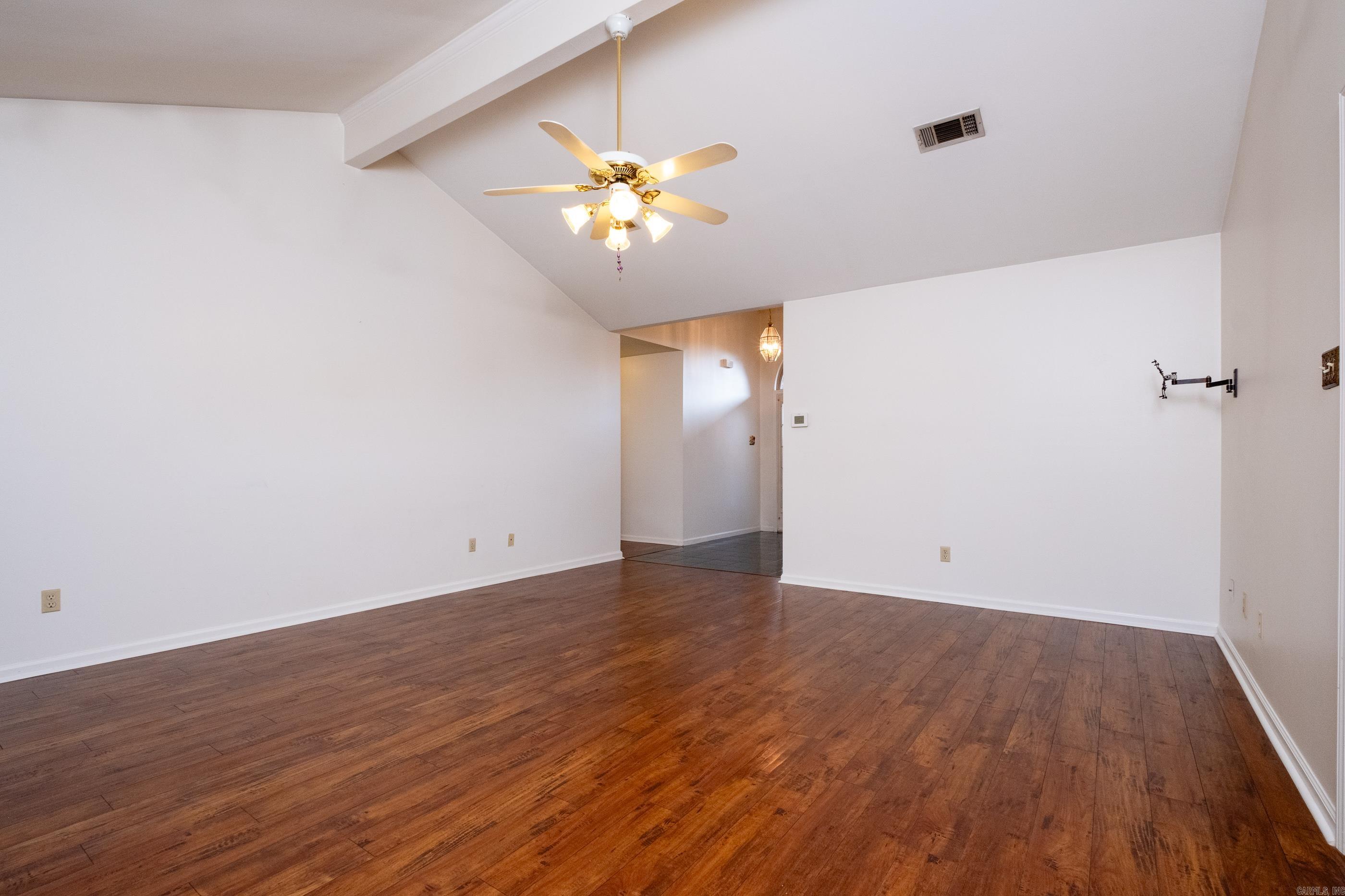 24 Laver Circle