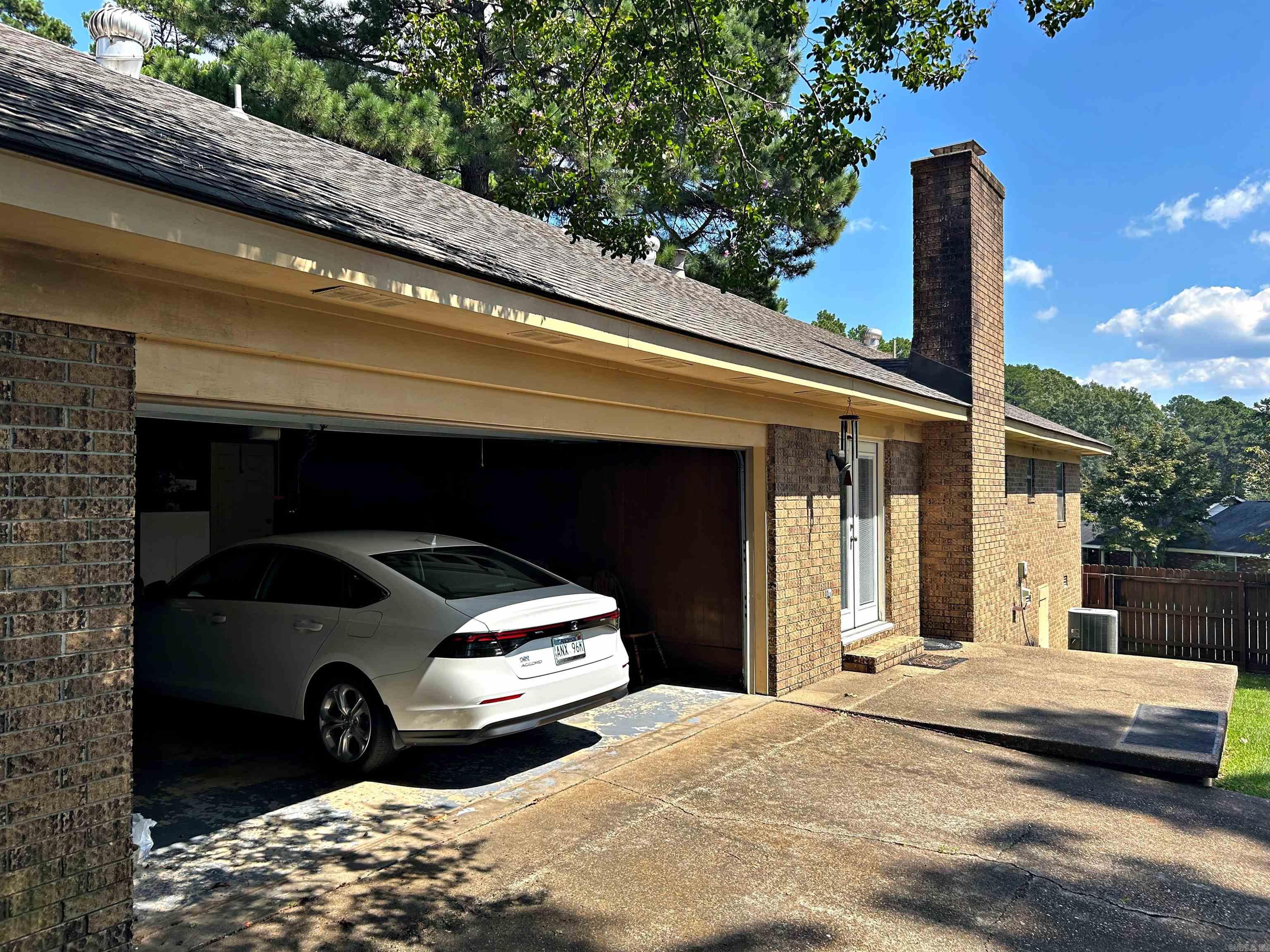 1701 Millcreek Drive