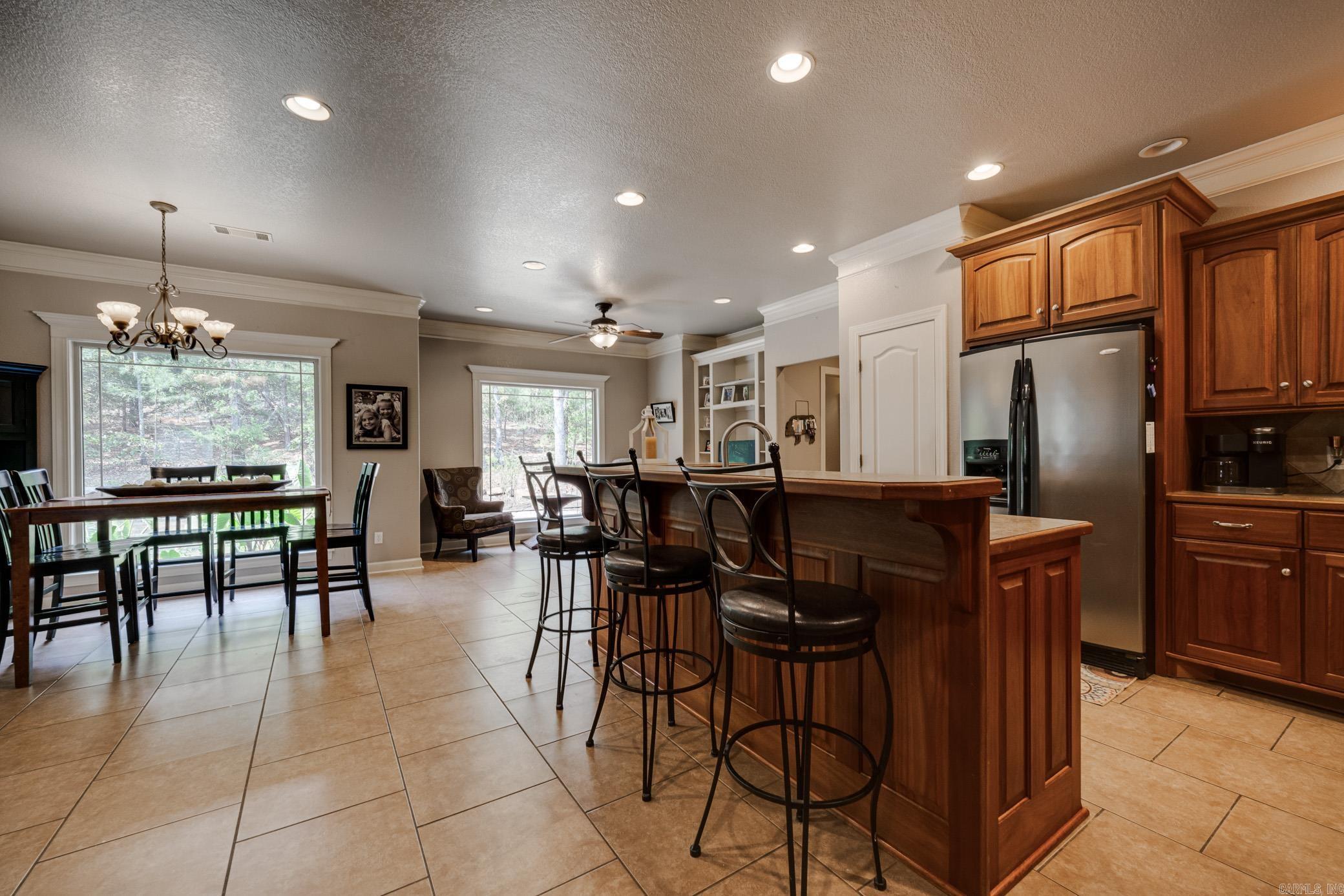 8635 Greer Road