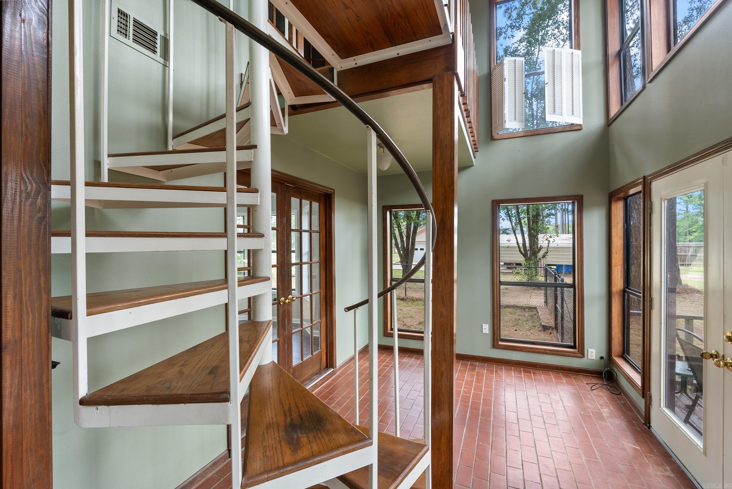 126 Ponderosa Drive