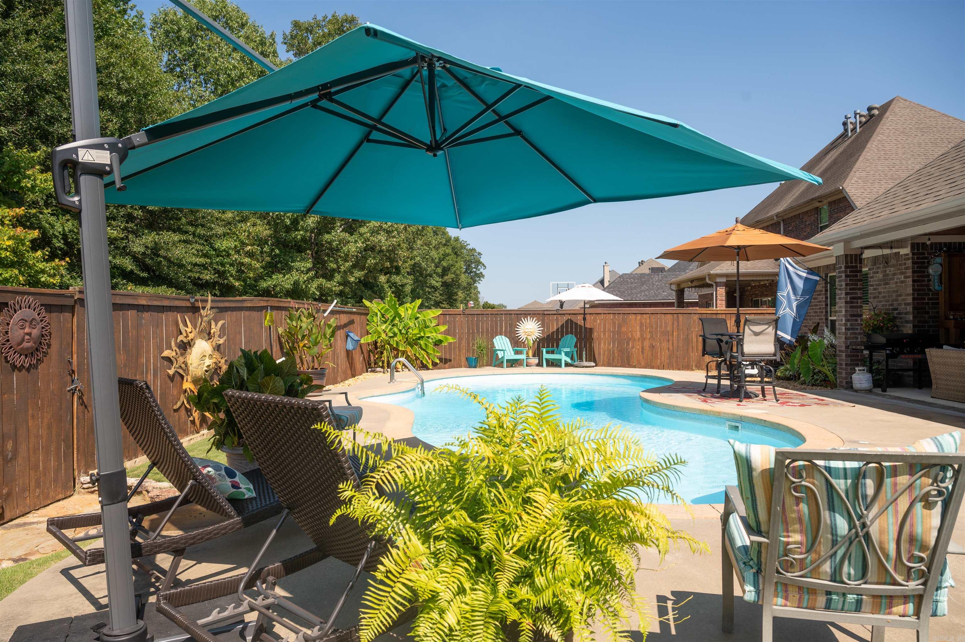 309 Corondelet Lane