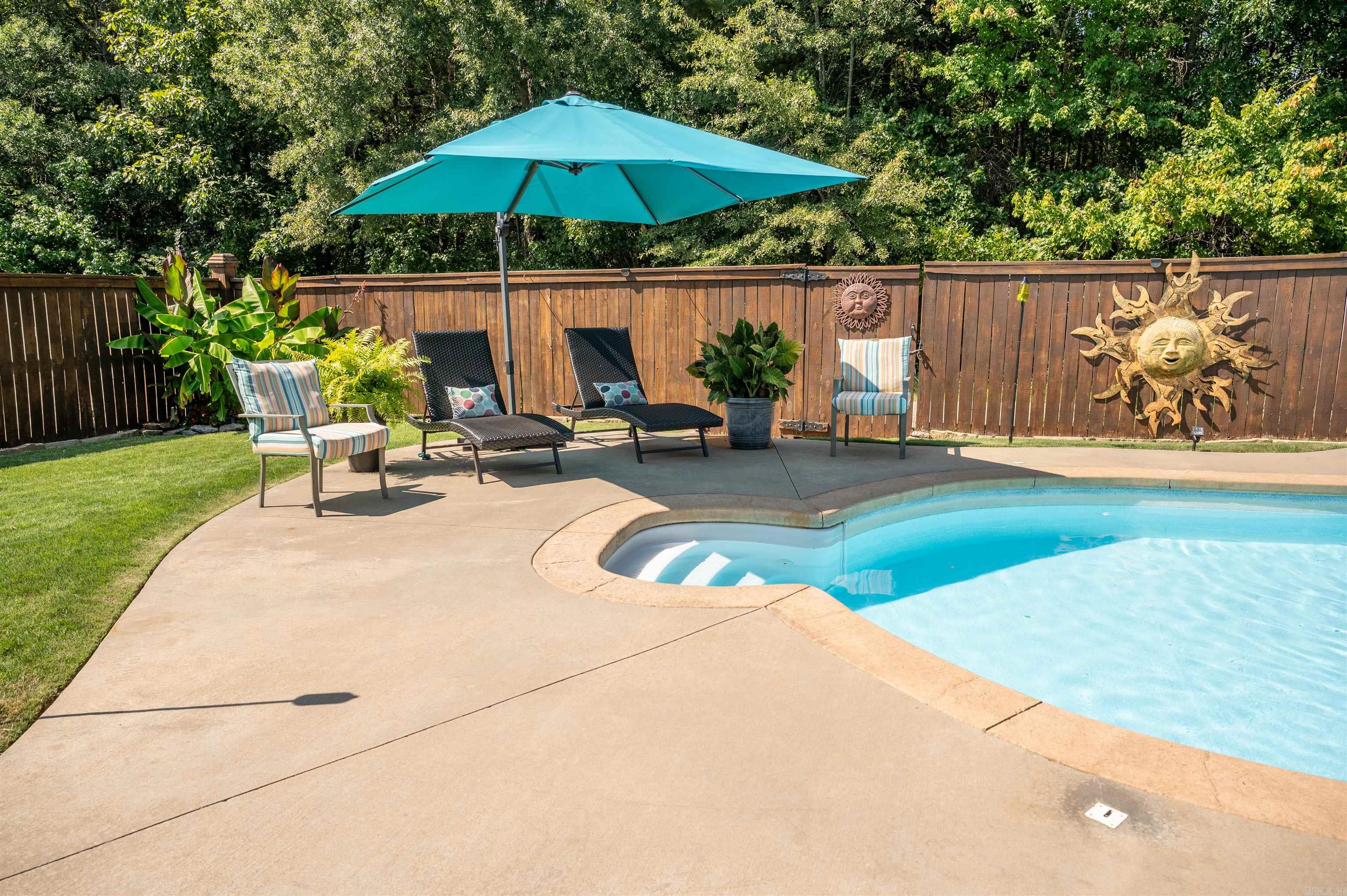 309 Corondelet Lane