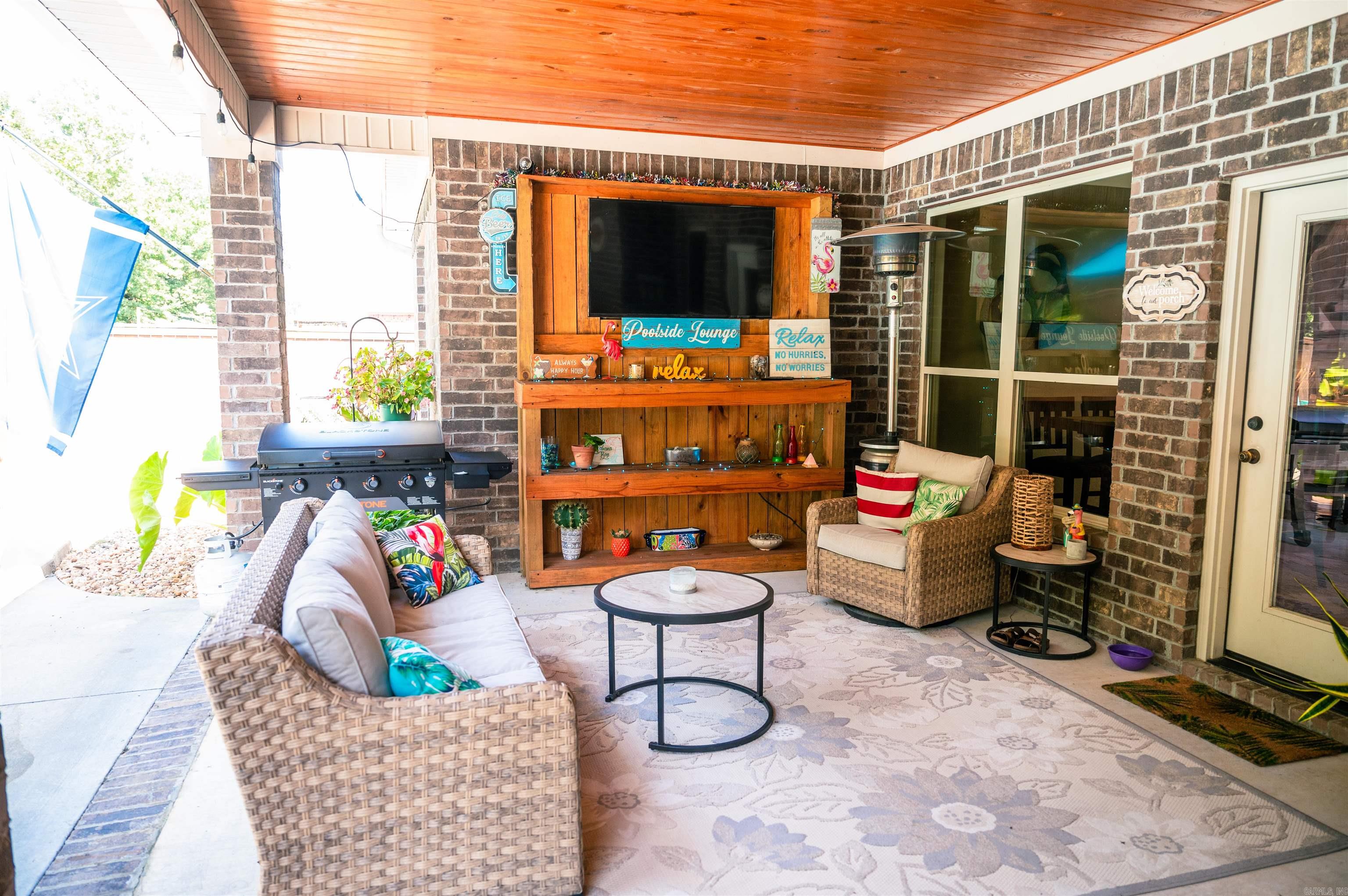 309 Corondelet Lane