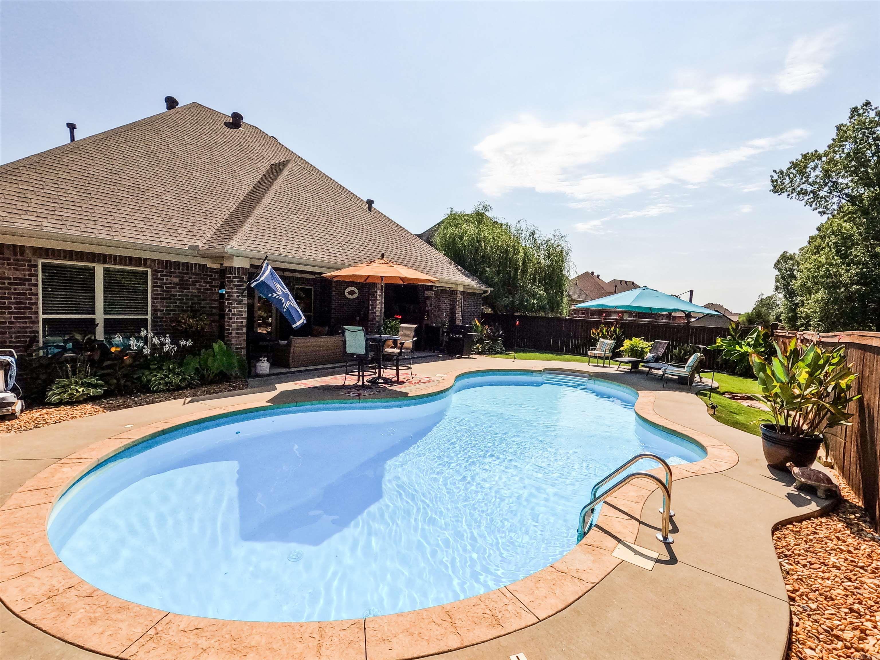 309 Corondelet Lane