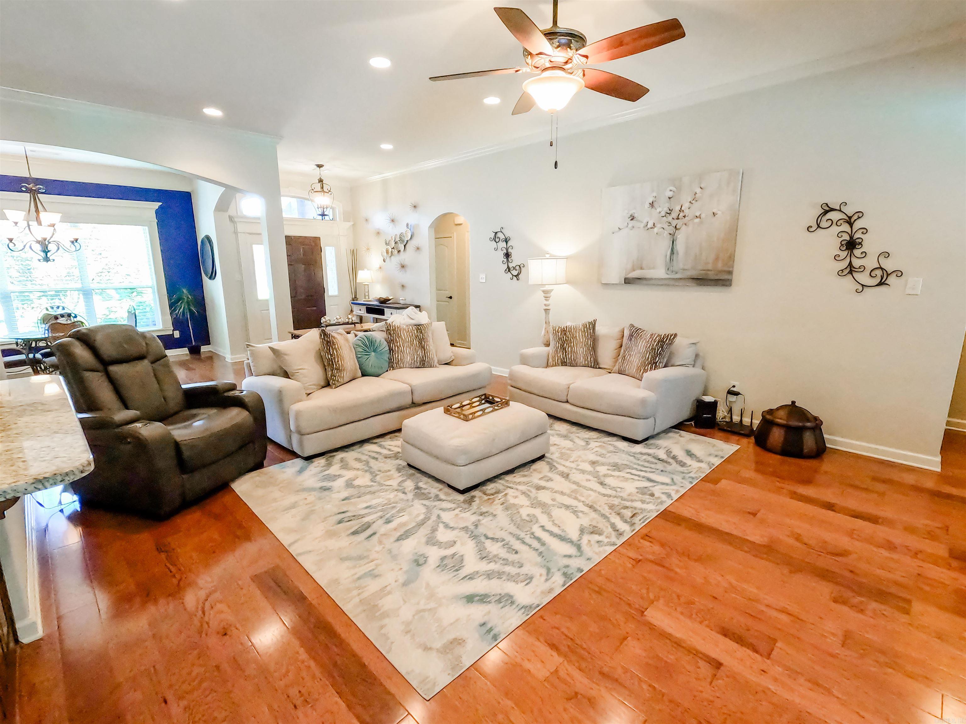 309 Corondelet Lane