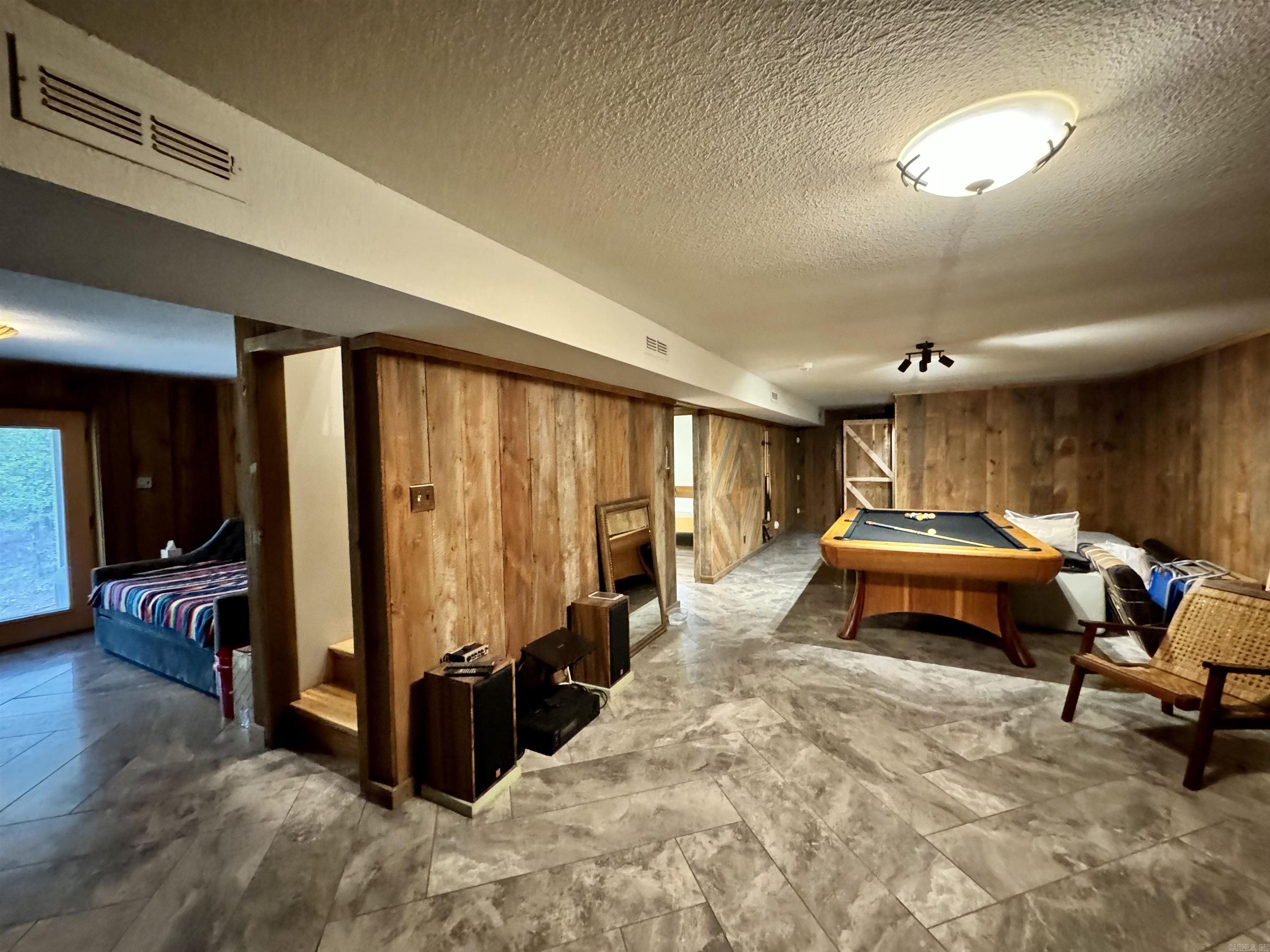 2081 Shady Grove Road