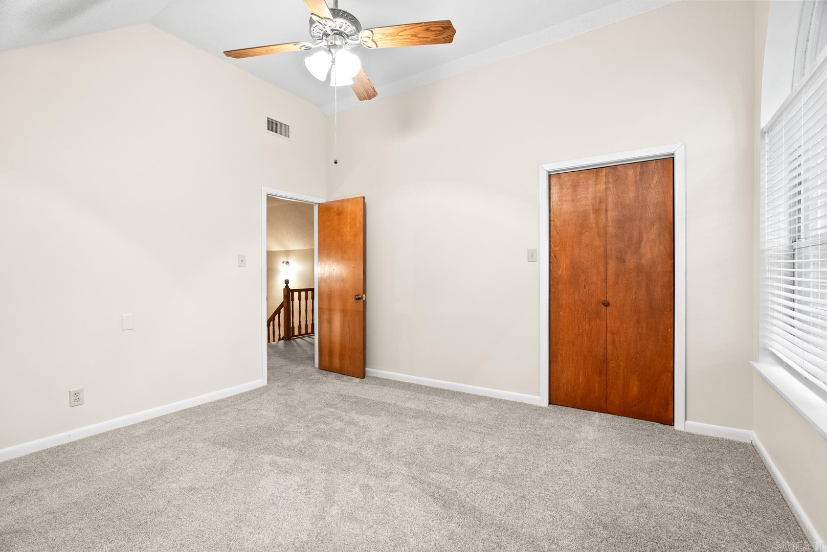 15807 Hunter Lane
