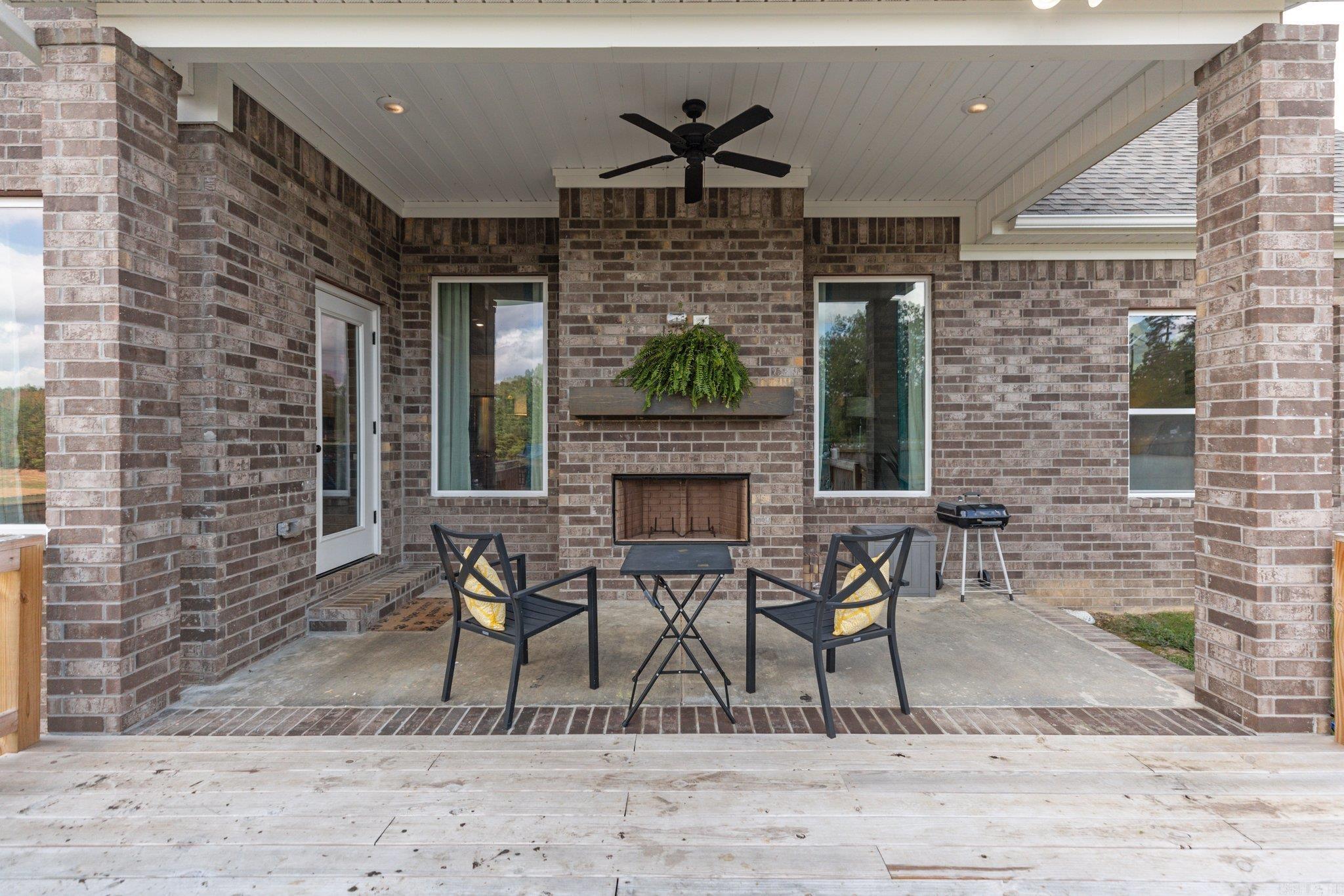 106 Roman Heights Ave