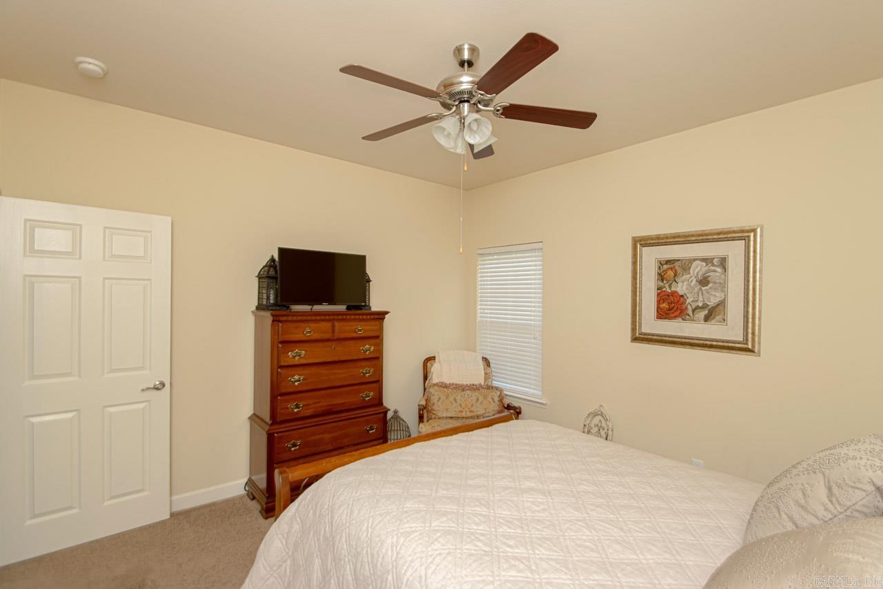 3753 Lonesome Oak Drive