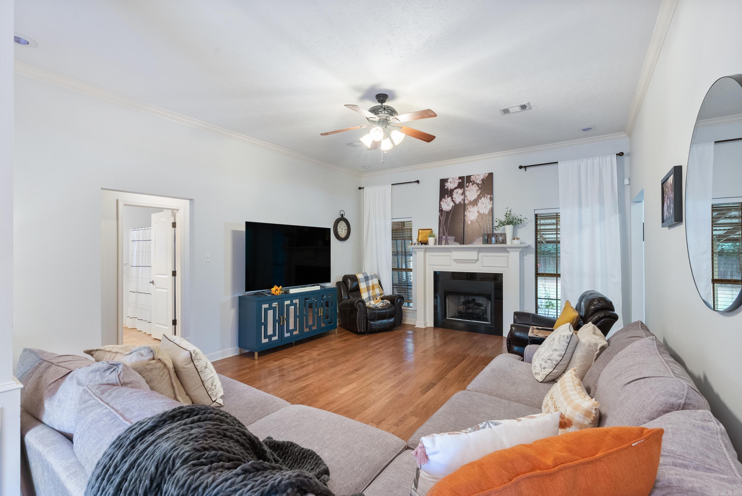 1935 Clarks Drive