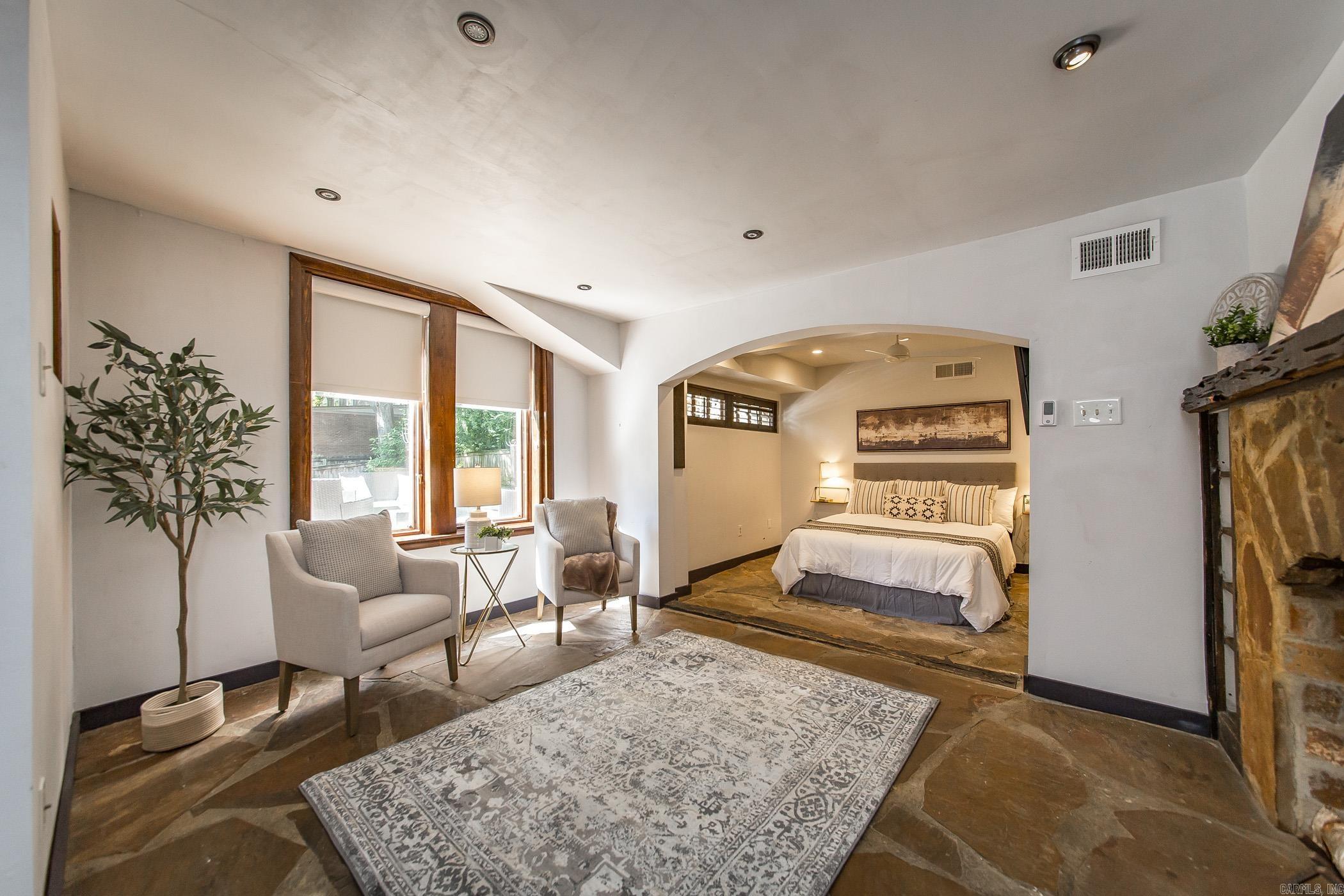 5524 Southwood Road