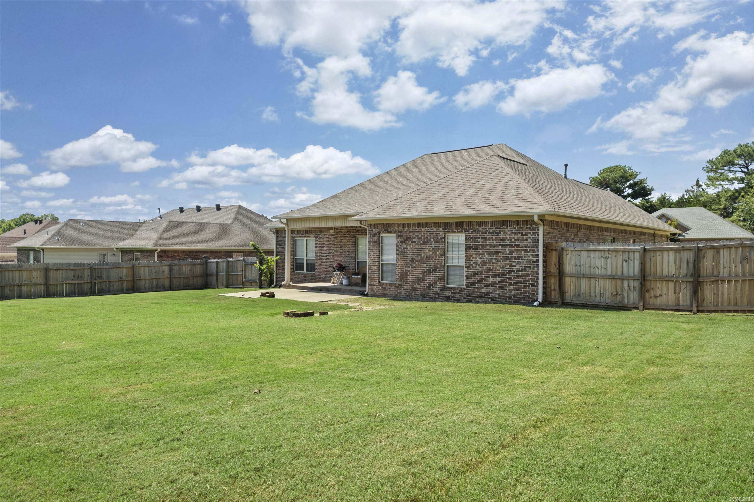 196 Oakview