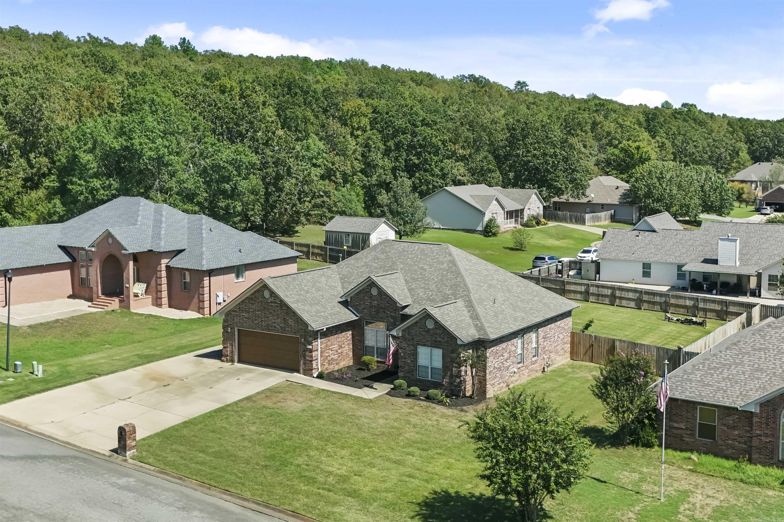 196 Oakview