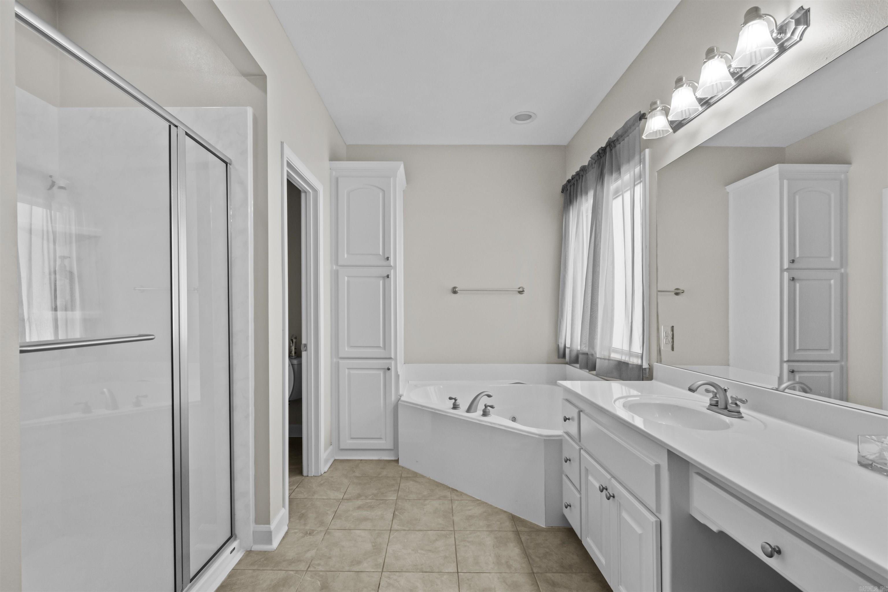196 Oakview