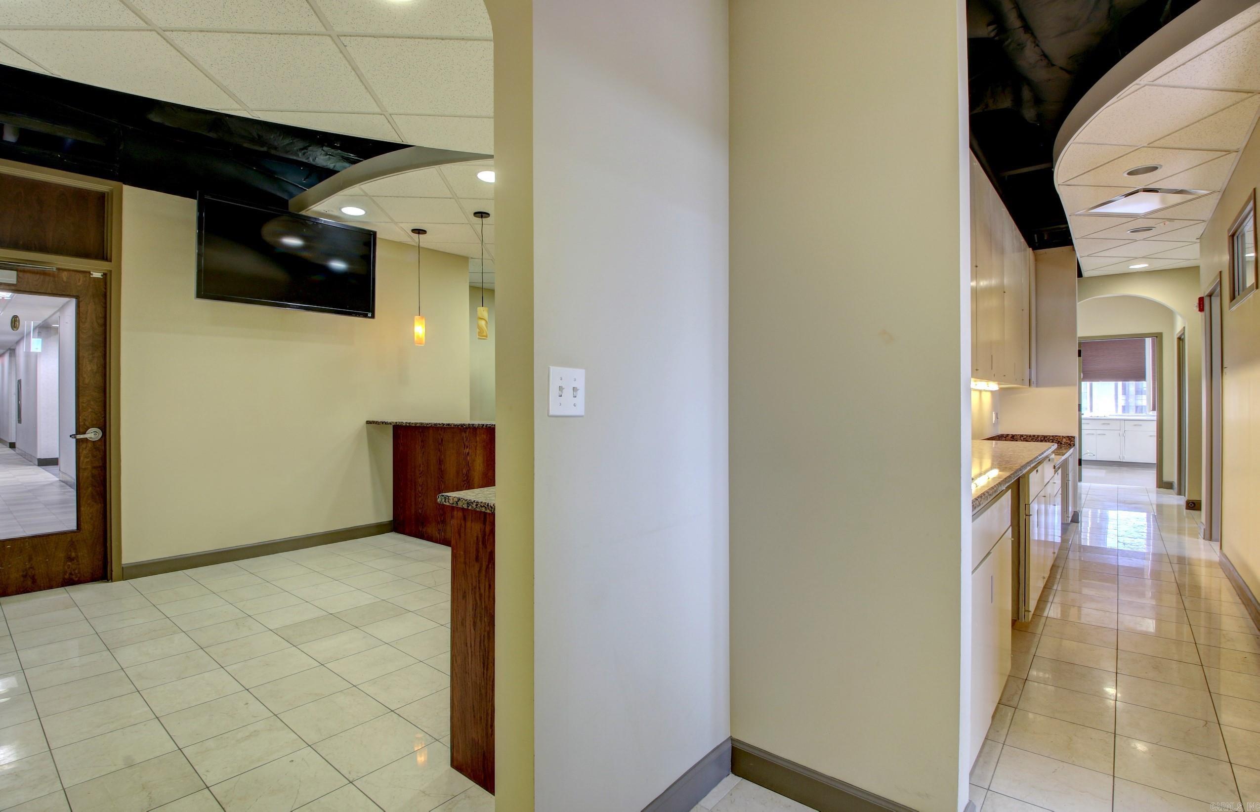 9601 Baptist Health Drive, Suite 960