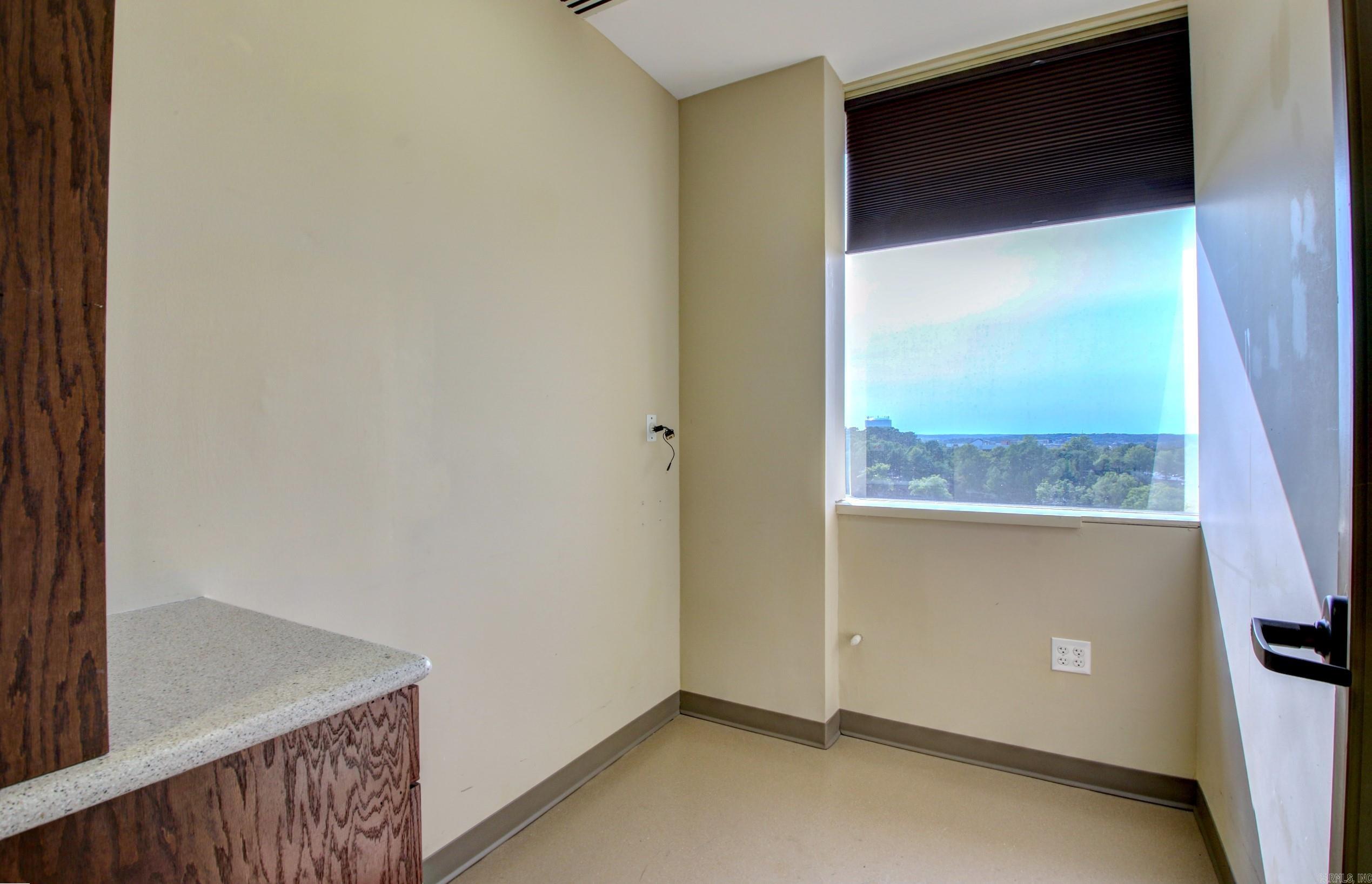 9601 Baptist Health Drive, Suite 960