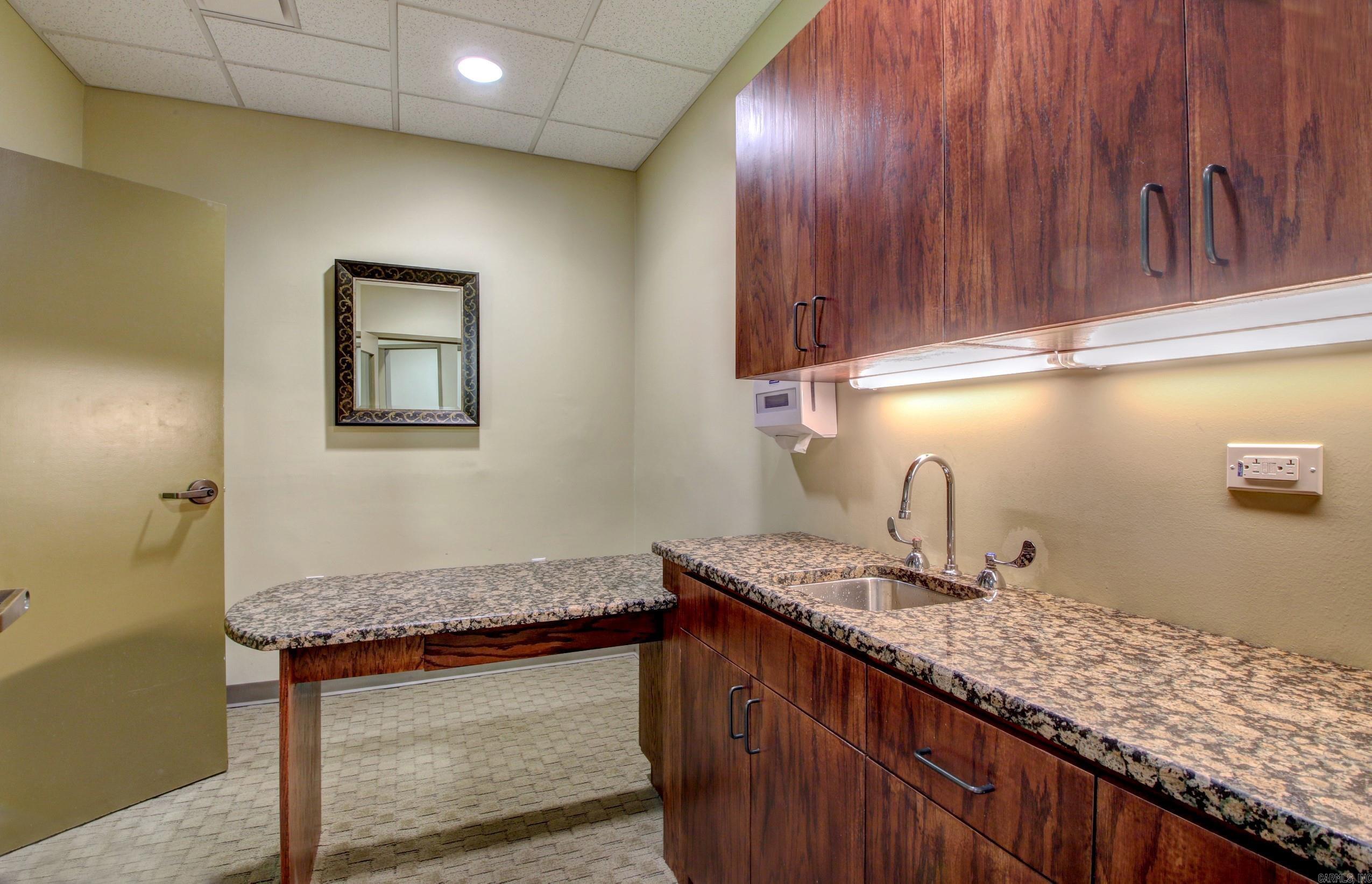 9601 Baptist Health Drive, Suite 960