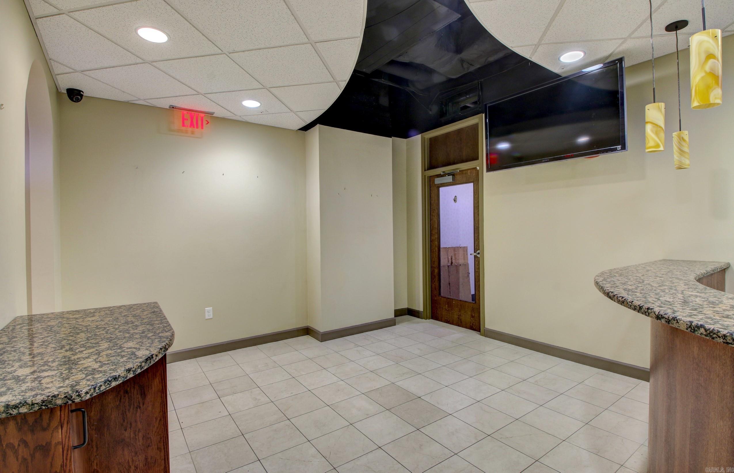 9601 Baptist Health Drive, Suite 960