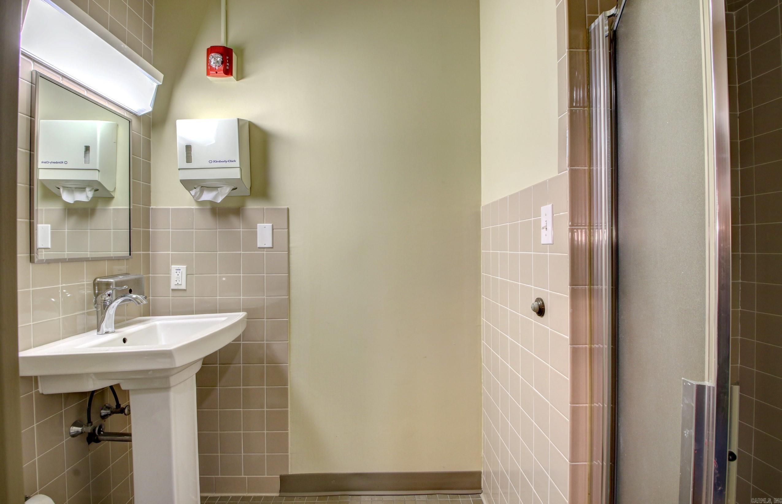 9601 Baptist Health Drive, Suite 960